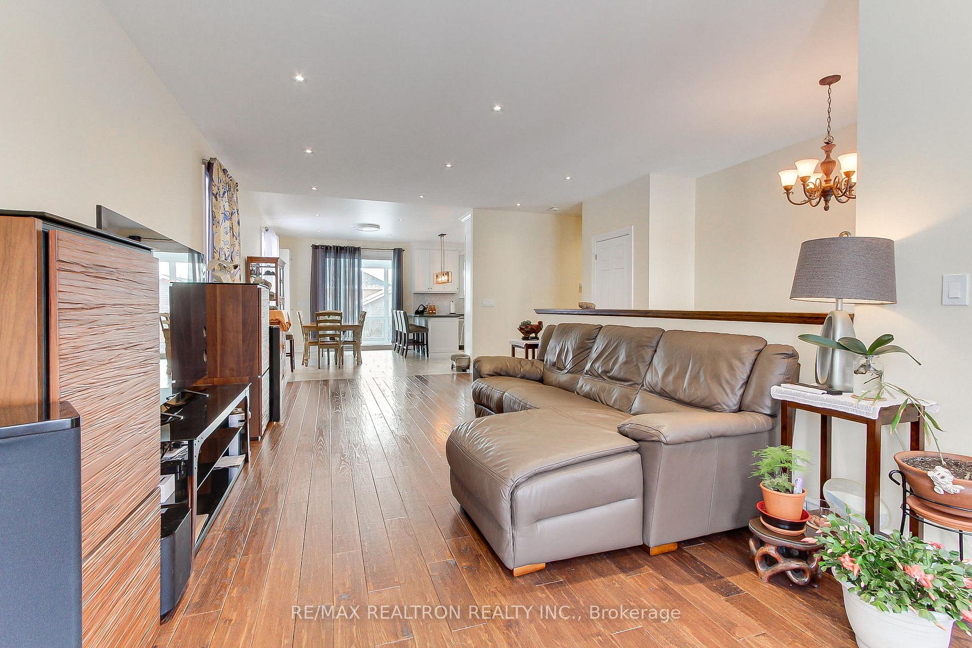 815 Churchill Lane, Georgina, ON L0E 1S0, Georgina ON, L0E 1S0