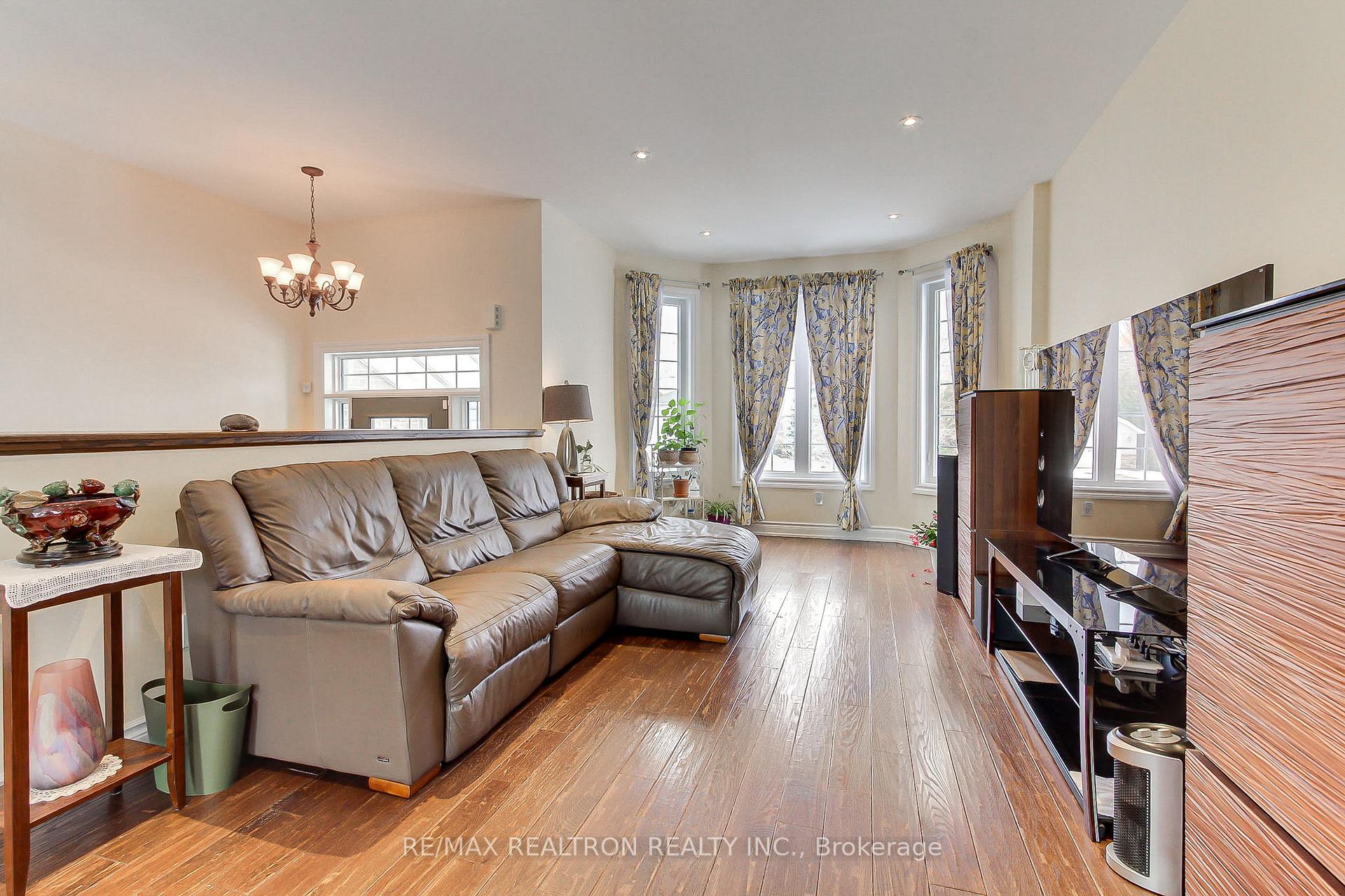 815 Churchill Lane, Georgina, ON L0E 1S0, Georgina ON, L0E 1S0