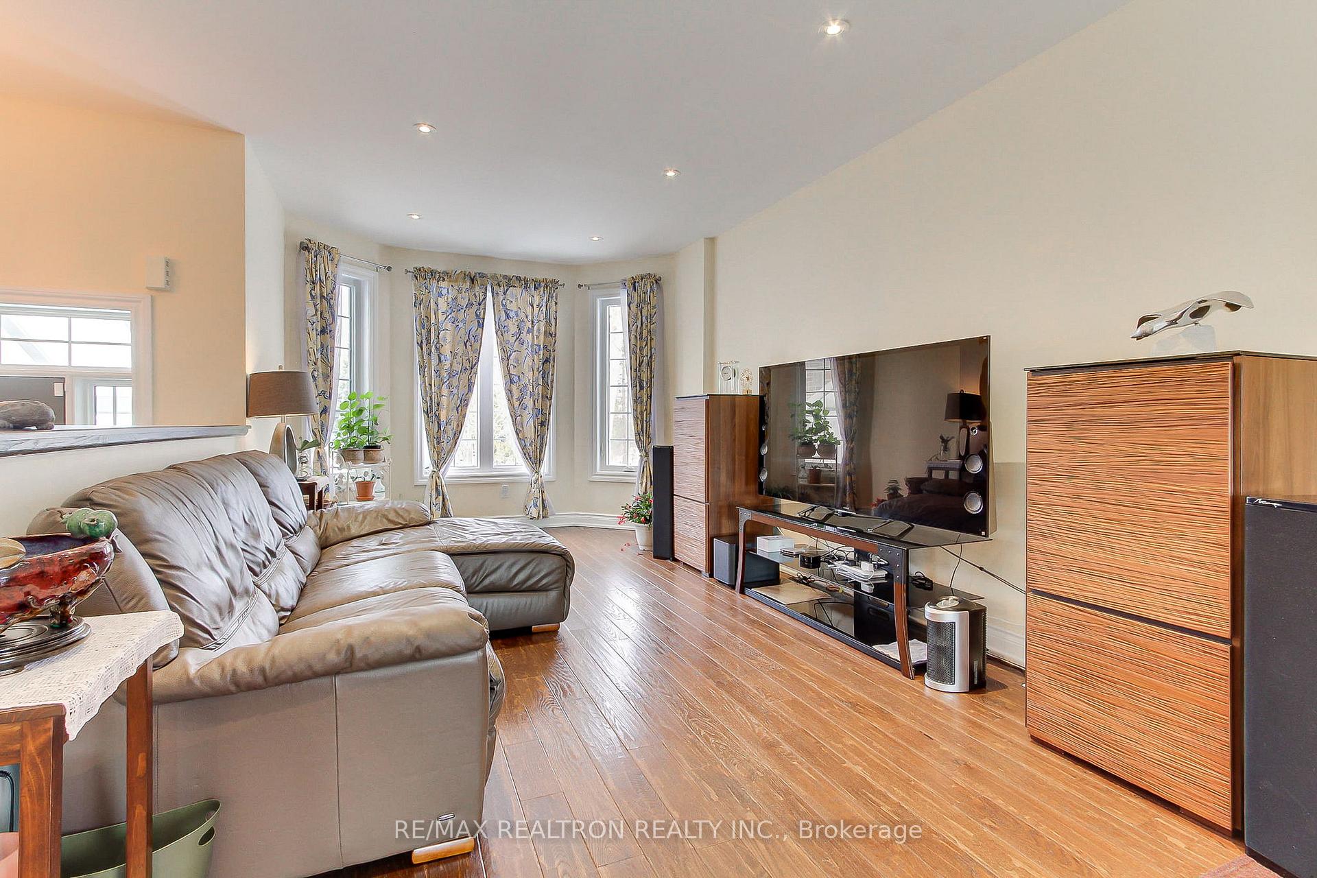 815 Churchill Lane, Georgina, ON L0E 1S0, Georgina ON, L0E 1S0