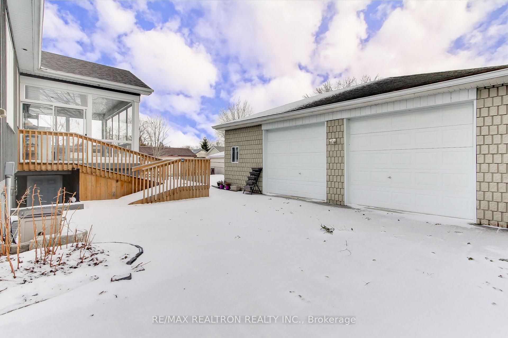 815 Churchill Lane, Georgina, ON L0E 1S0, Georgina ON, L0E 1S0