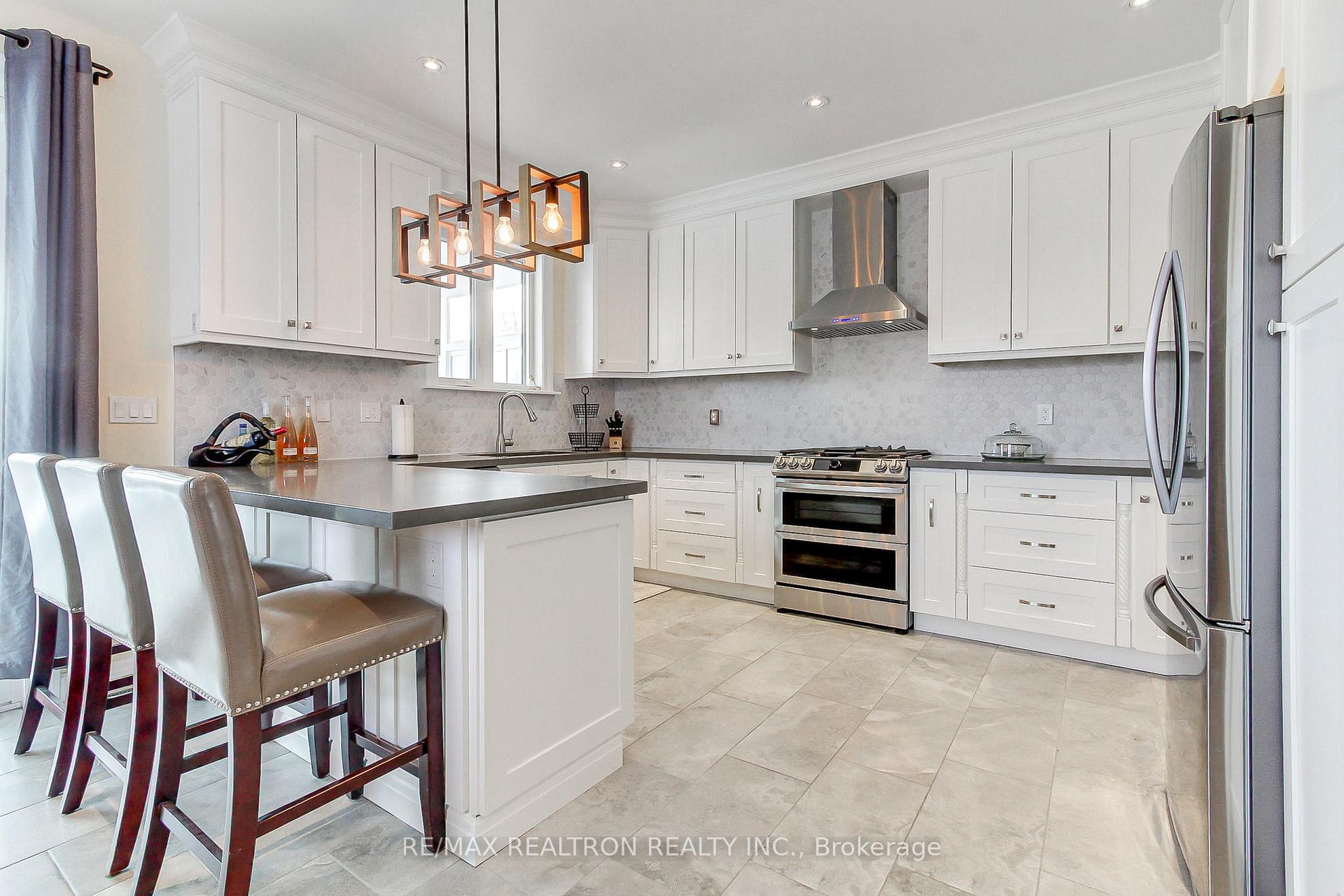 815 Churchill Lane, Georgina, ON L0E 1S0, Georgina ON, L0E 1S0