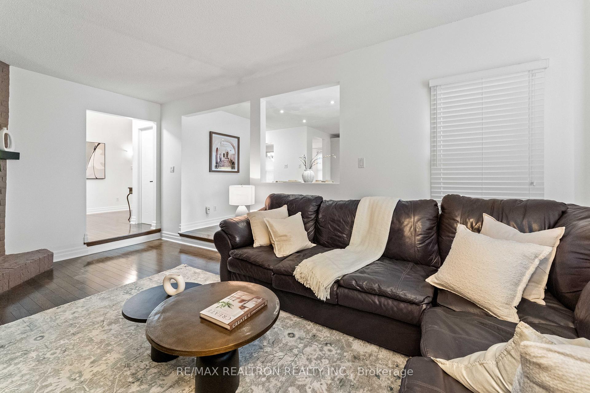 271 Rose Green Drive, Vaughan, ON L4J 4S8, Vaughan ON, L4J 4S8