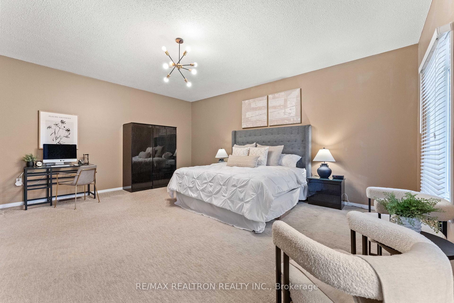 271 Rose Green Drive, Vaughan, ON L4J 4S8, Vaughan ON, L4J 4S8