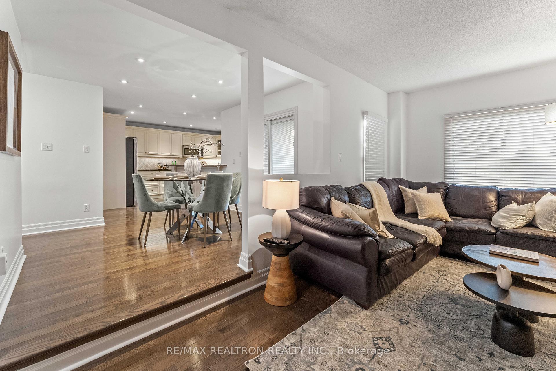 271 Rose Green Drive, Vaughan, ON L4J 4S8, Vaughan ON, L4J 4S8