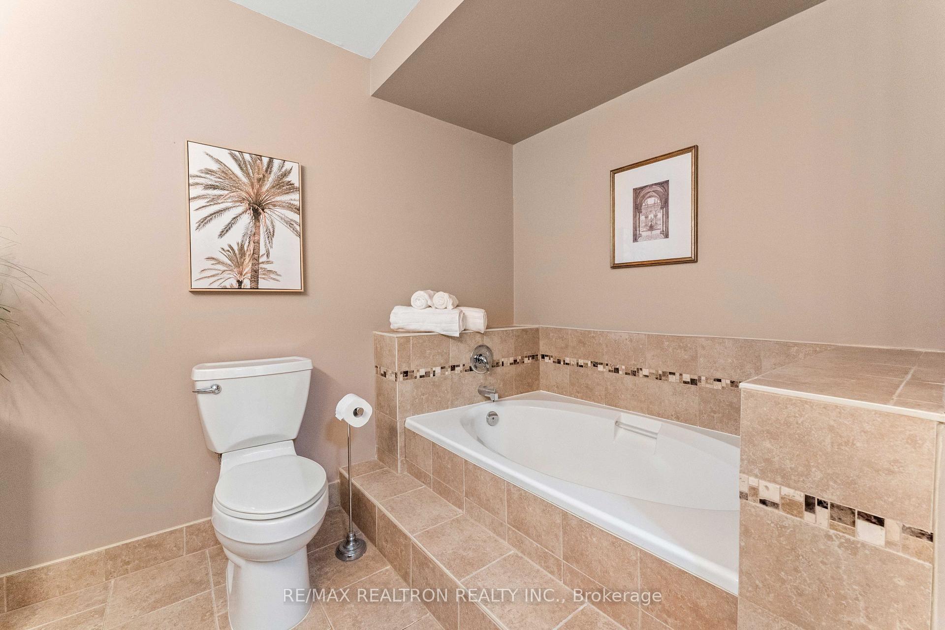 271 Rose Green Drive, Vaughan, ON L4J 4S8, Vaughan ON, L4J 4S8