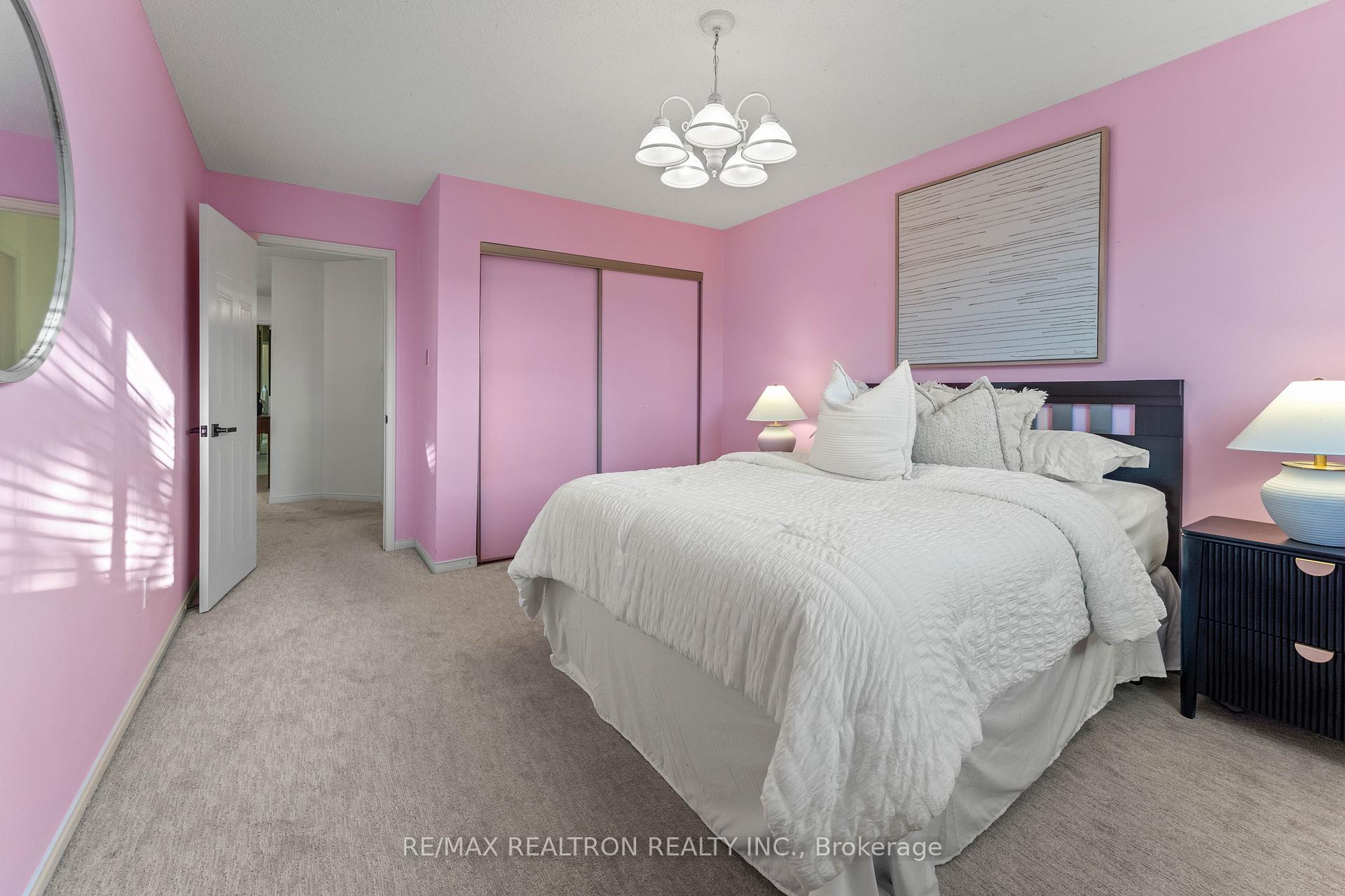271 Rose Green Drive, Vaughan, ON L4J 4S8, Vaughan ON, L4J 4S8