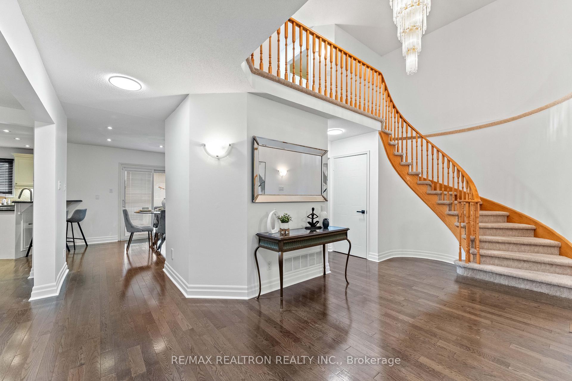 271 Rose Green Drive, Vaughan, ON L4J 4S8, Vaughan ON, L4J 4S8