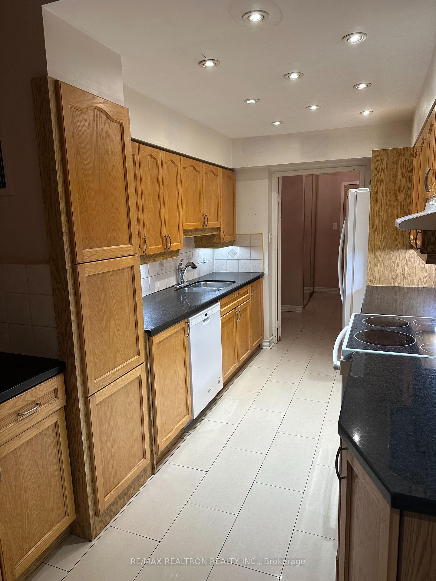 11 Townsgate Drive #107