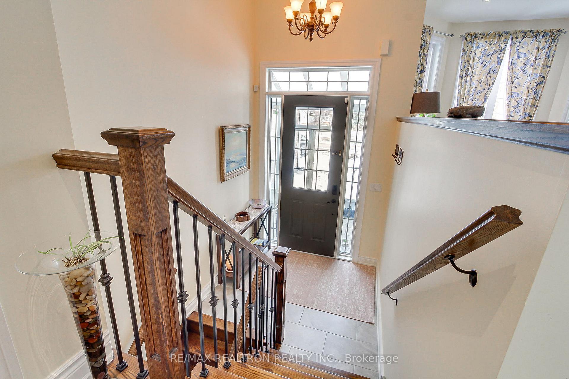 815 Churchill Lane
