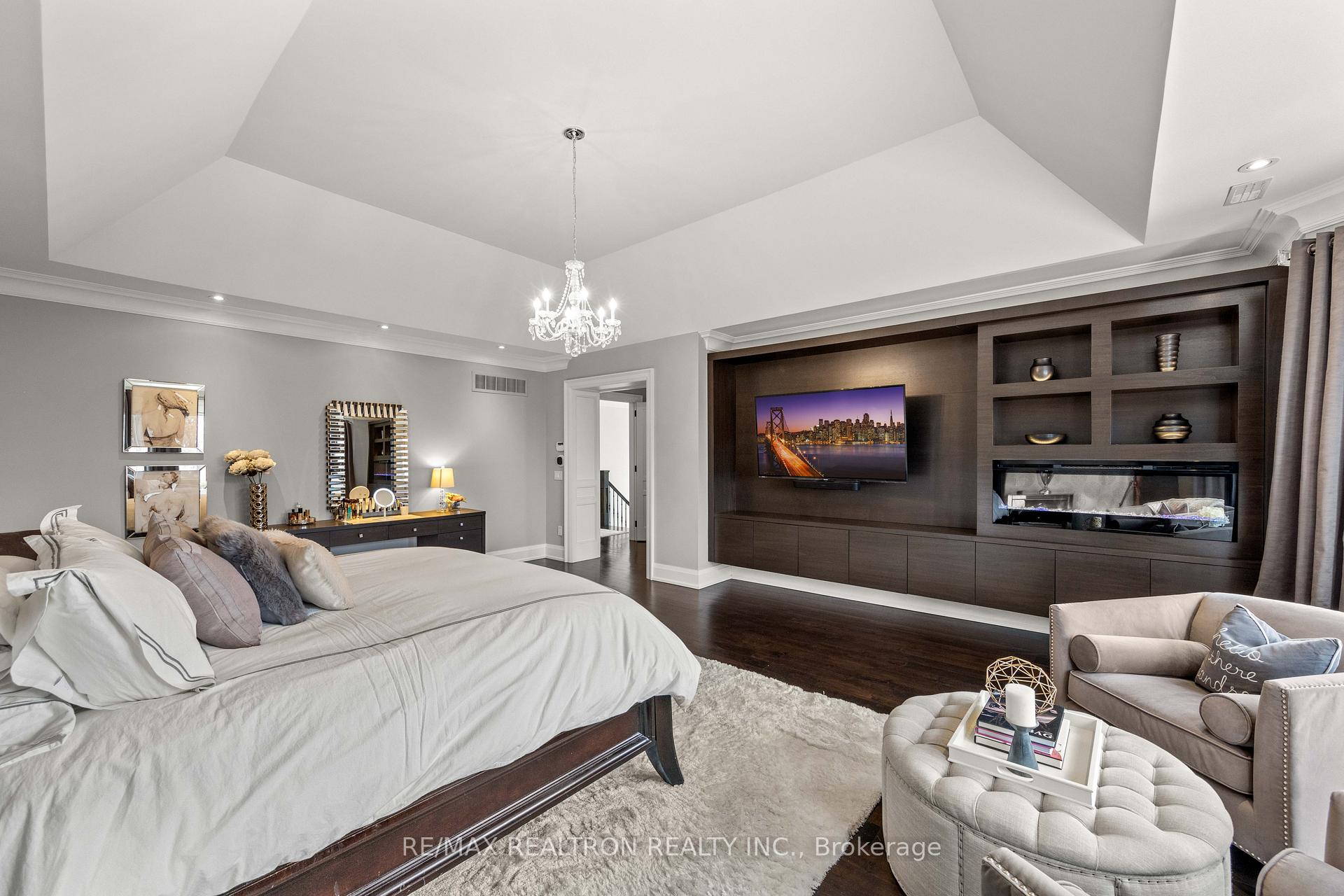 50 Evita Court