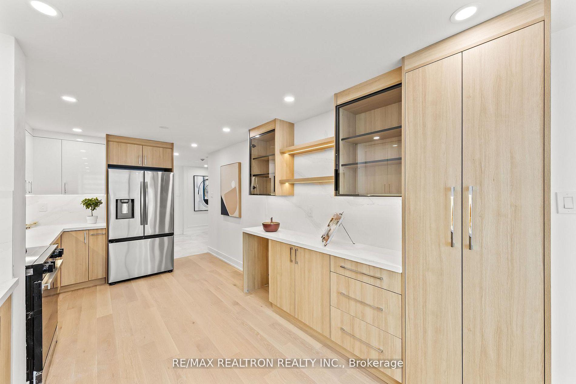 7300 Yonge Street 210