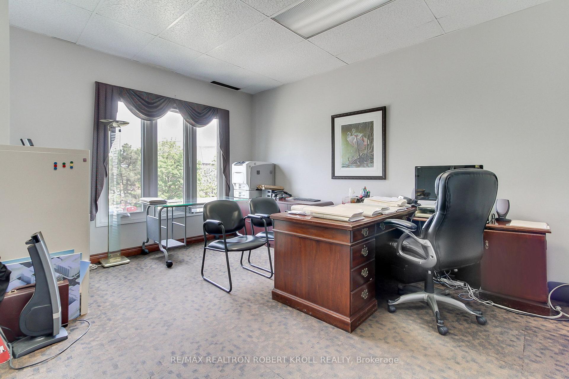 #300 Half-Floor - 46 Village Centre Place Unit: 300 Half-Floor