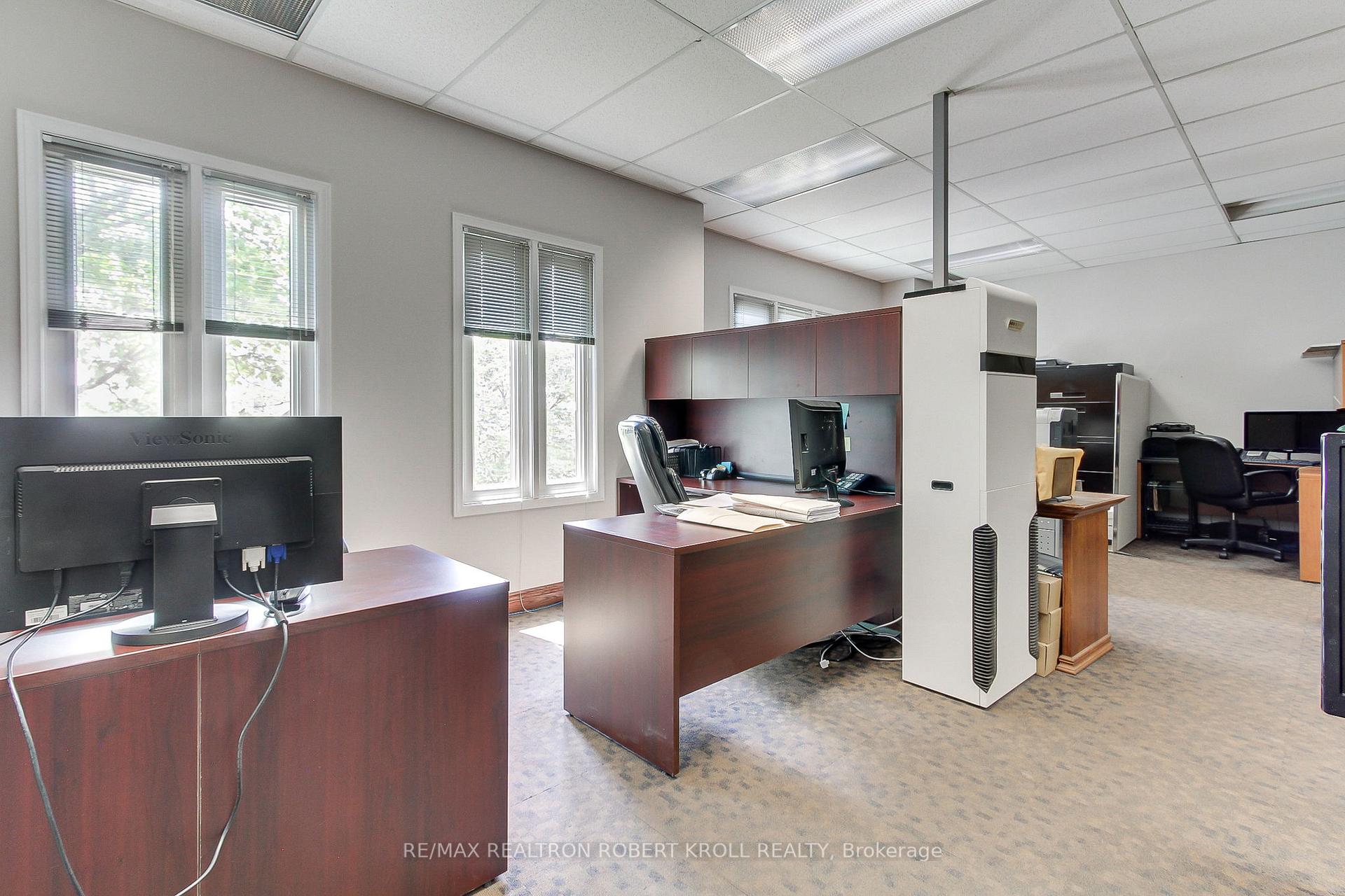 #300 Half-Floor - 46 Village Centre Place Unit: 300 Half-Floor