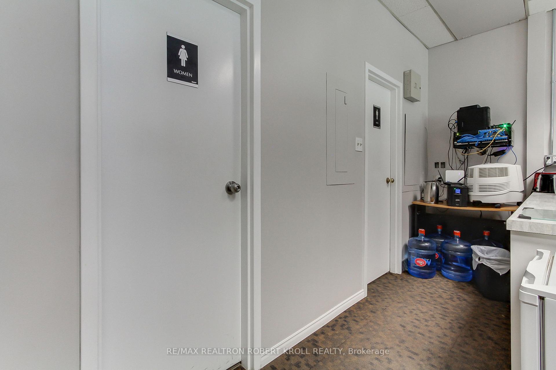 #300 Half-Floor - 46 Village Centre Place Unit: 300 Half-Floor