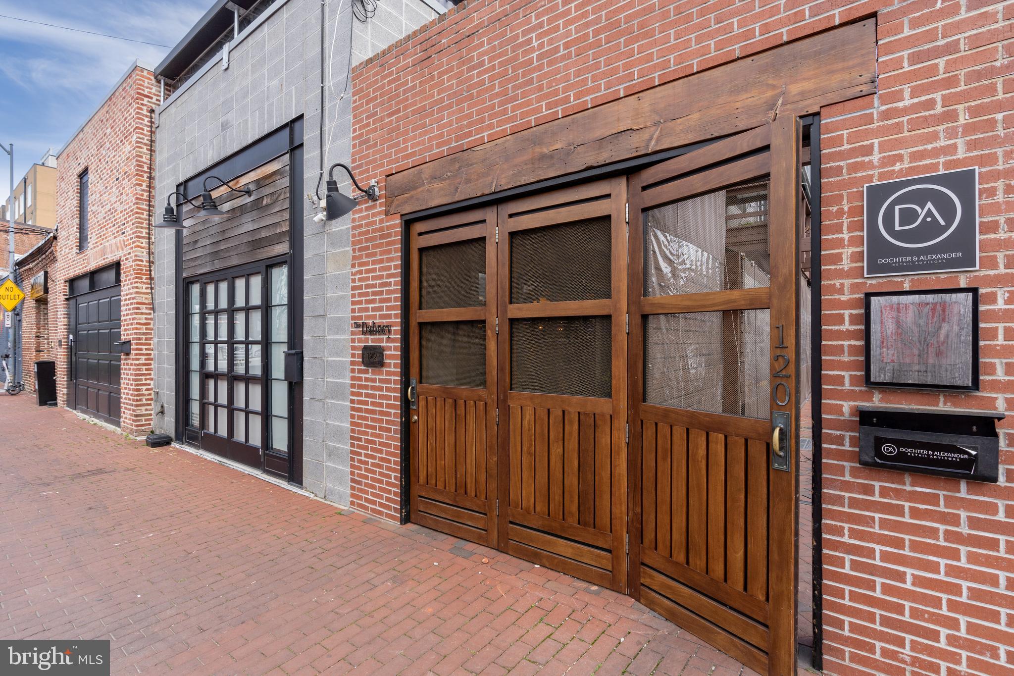 910 M St NW #503