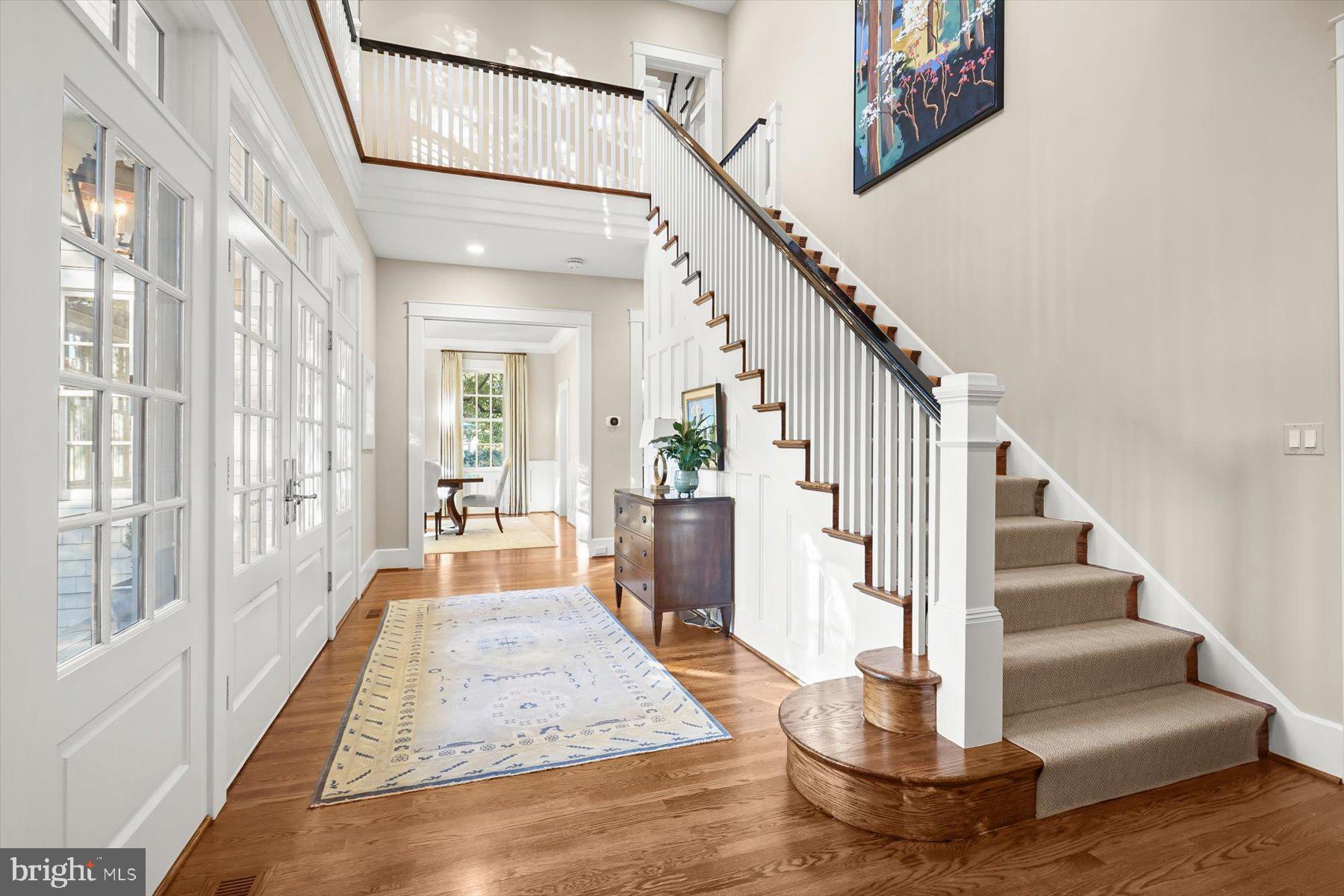 3033 UNIVERSITY TERRACE NW