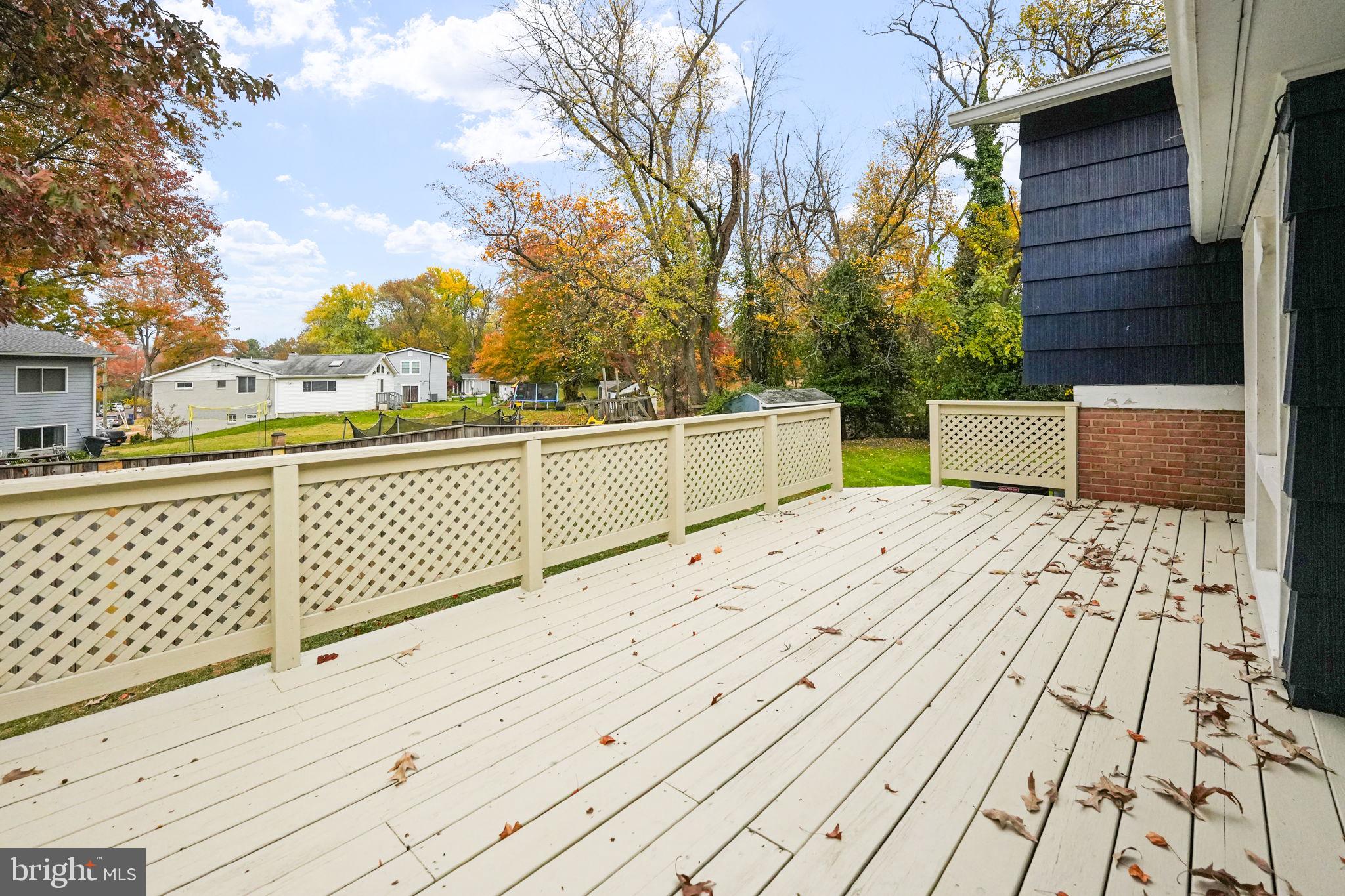 9705 Nassau LANE