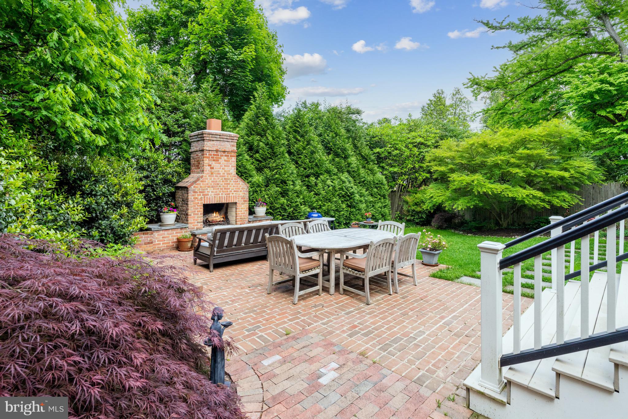33 Quincy St