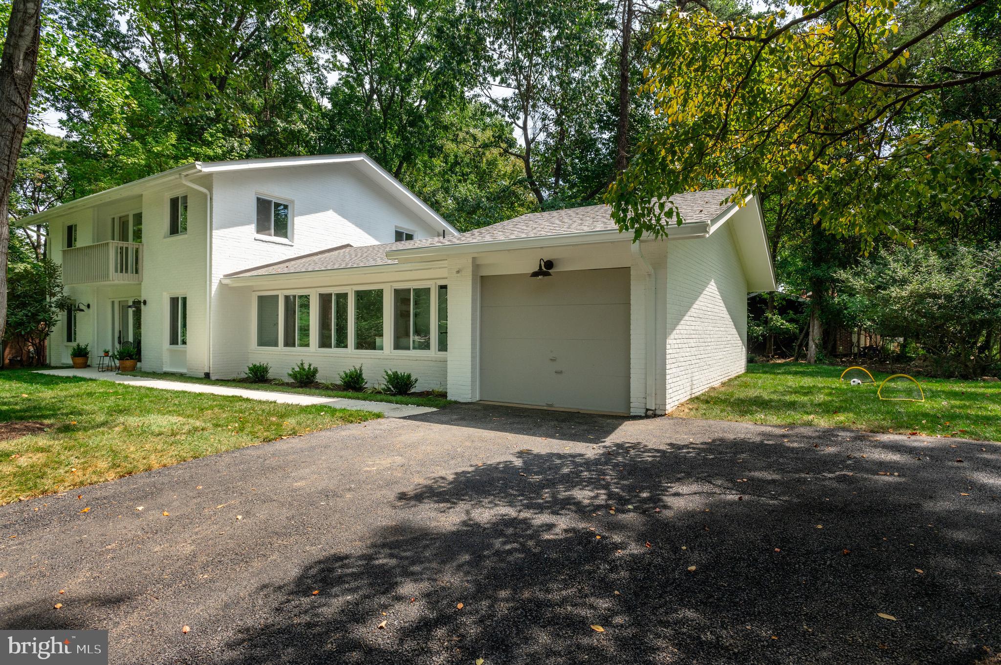 1 Carderock Ct