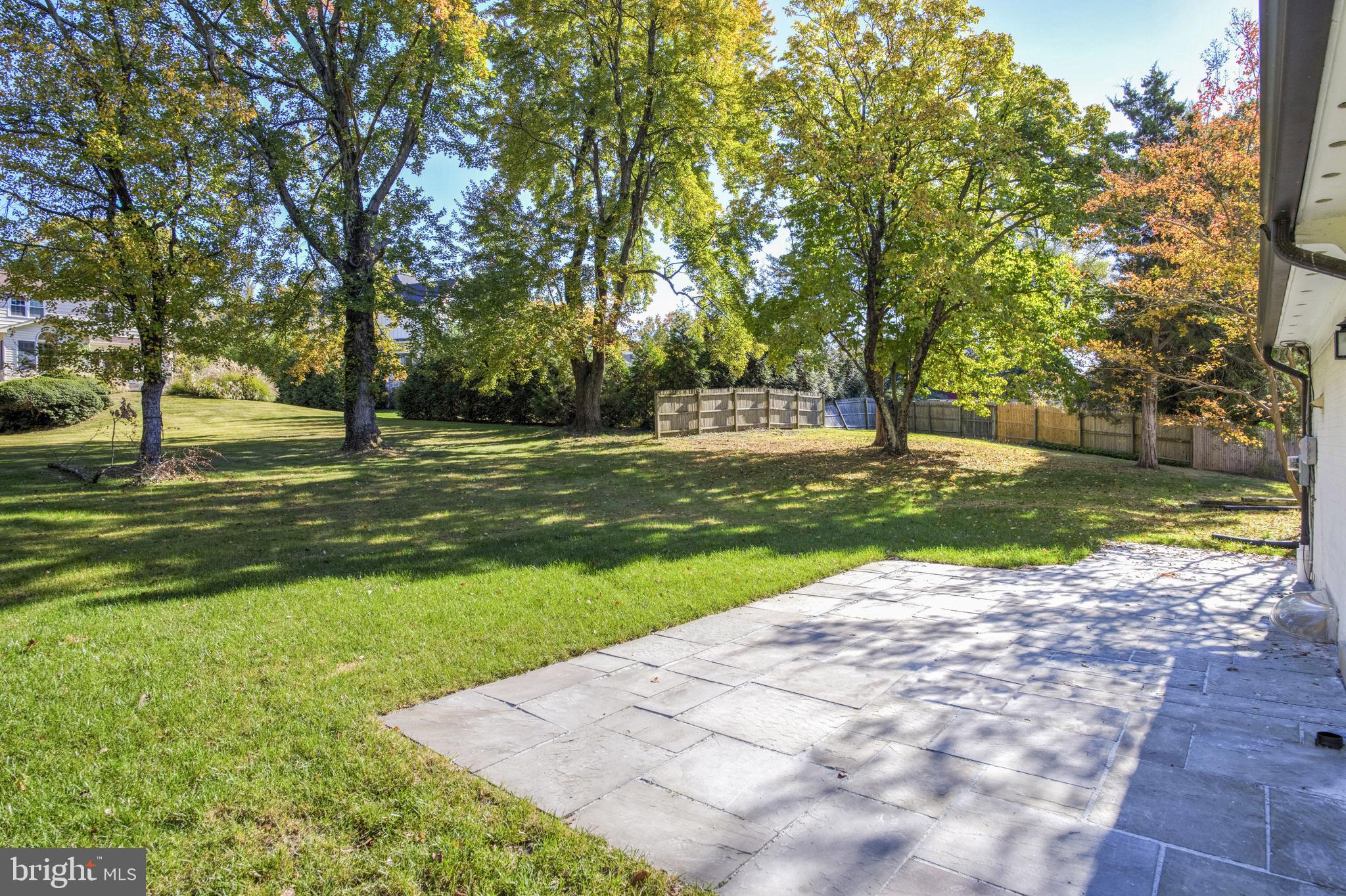 6200 Meadow Ct
