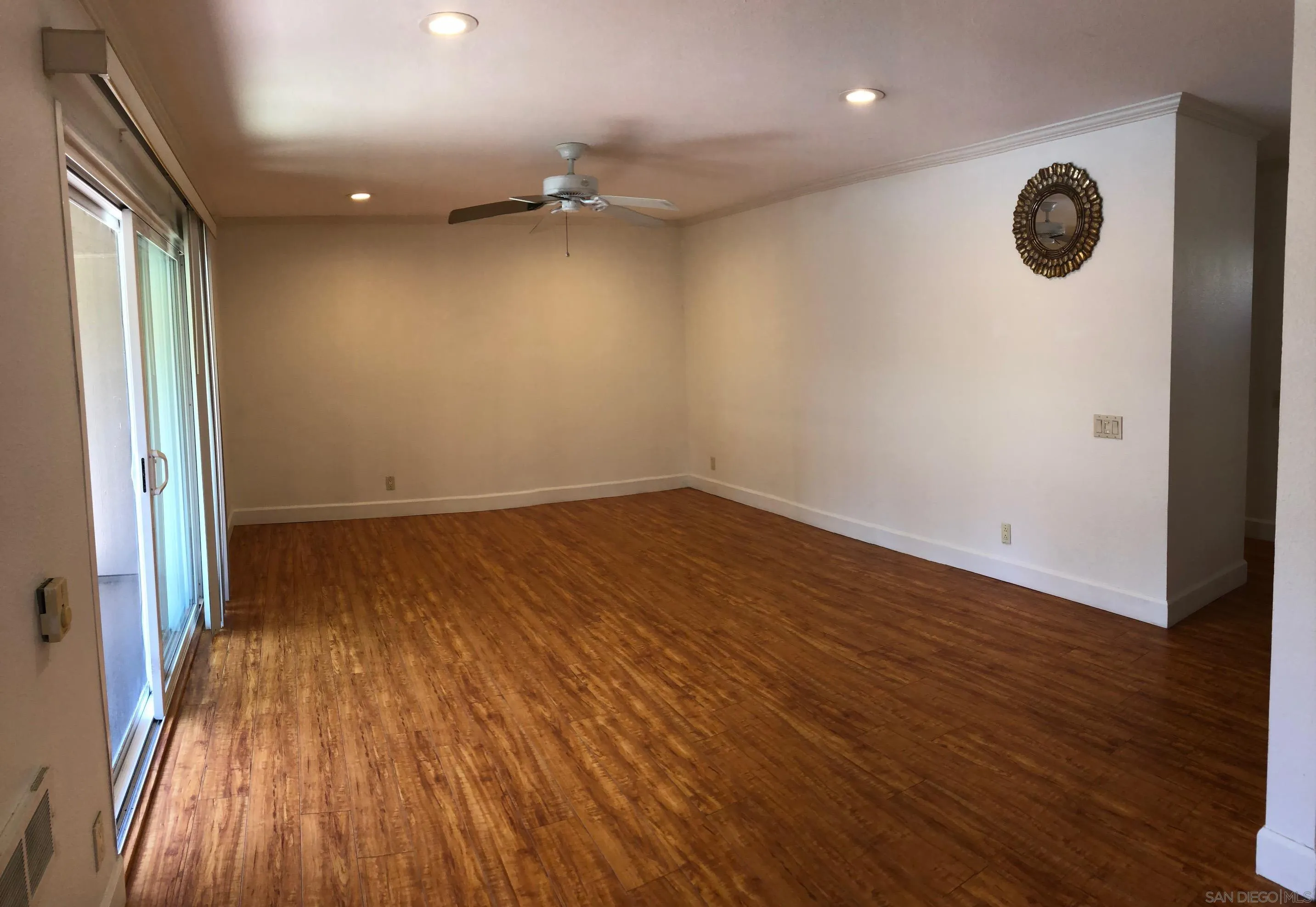 8929 Villa La Jolla Dr. Unit F