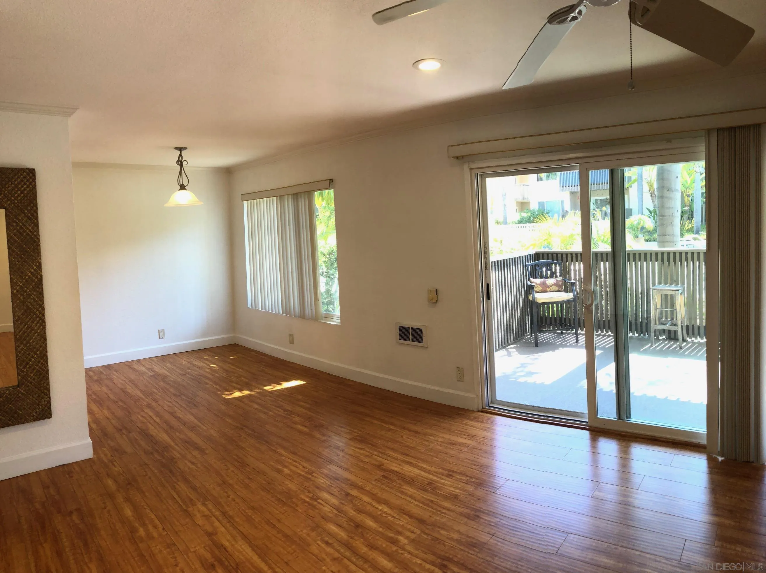 8929 Villa La Jolla Dr. Unit F