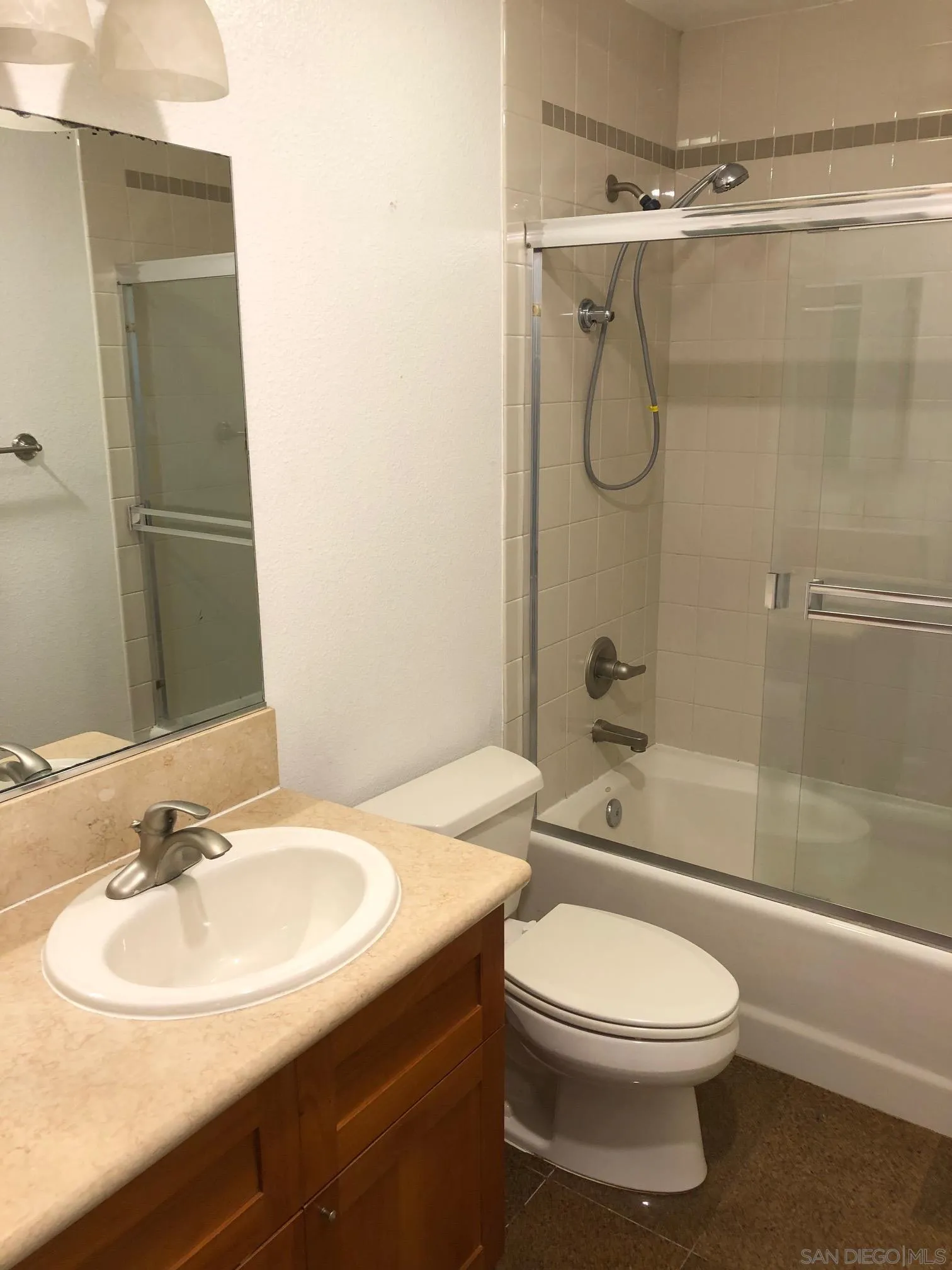 8929 Villa La Jolla Dr. Unit F
