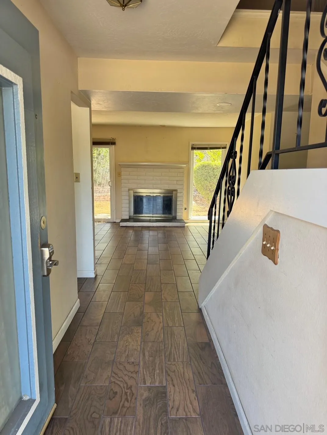 4703 Helix Glen Dr