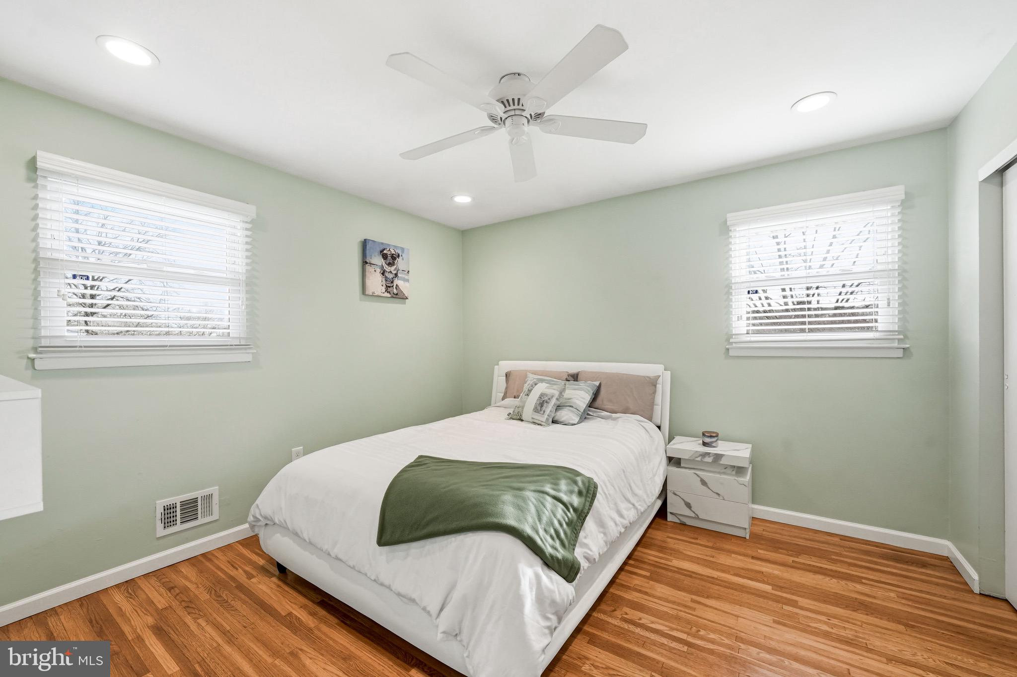 1038 ESTATES BOULEVARD