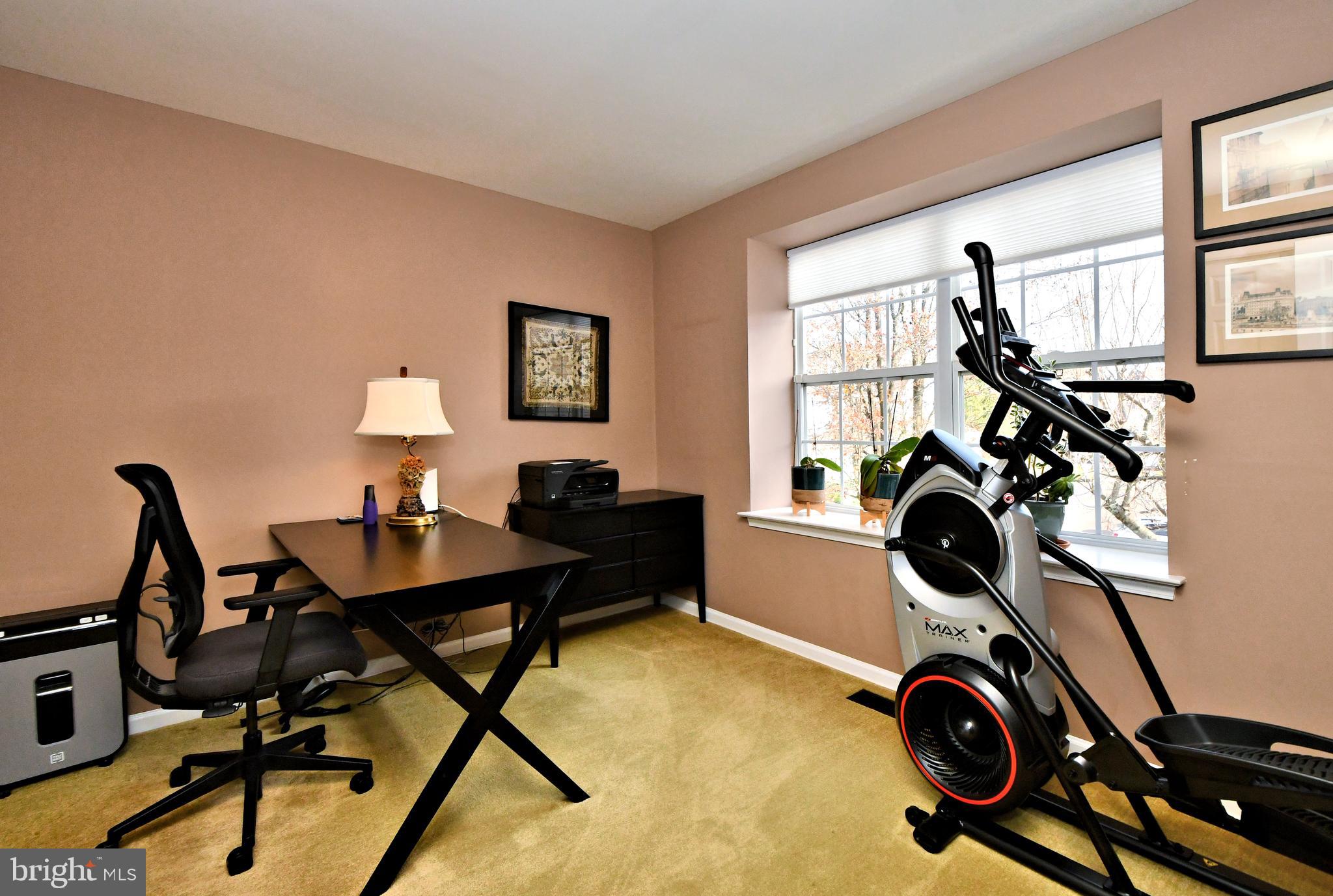 509 Waterford Ct