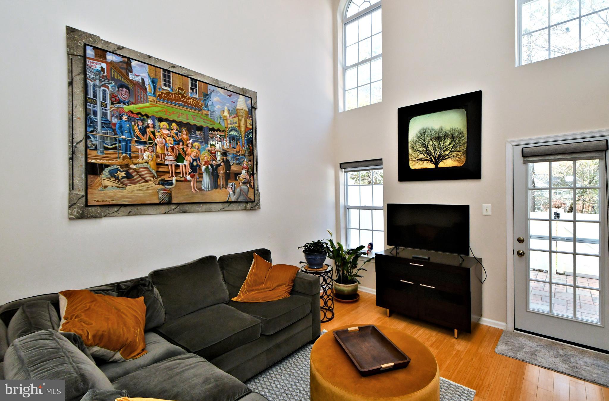 509 Waterford Ct