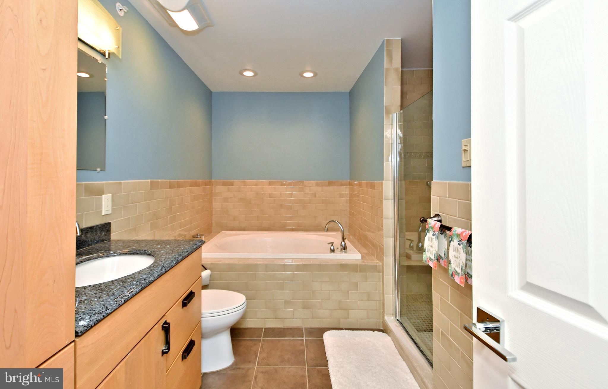 509 Waterford Ct