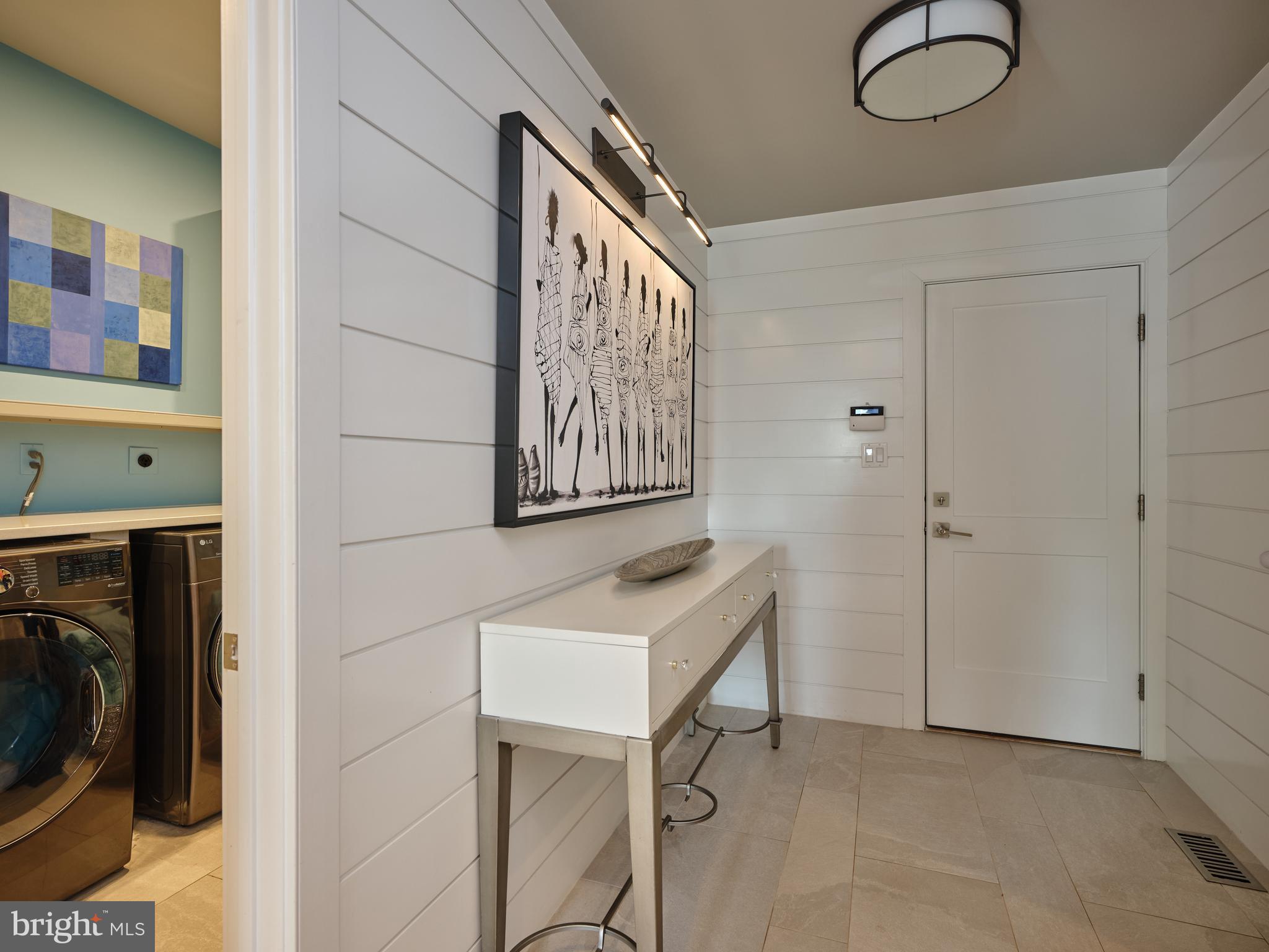 3 Turnberry Way