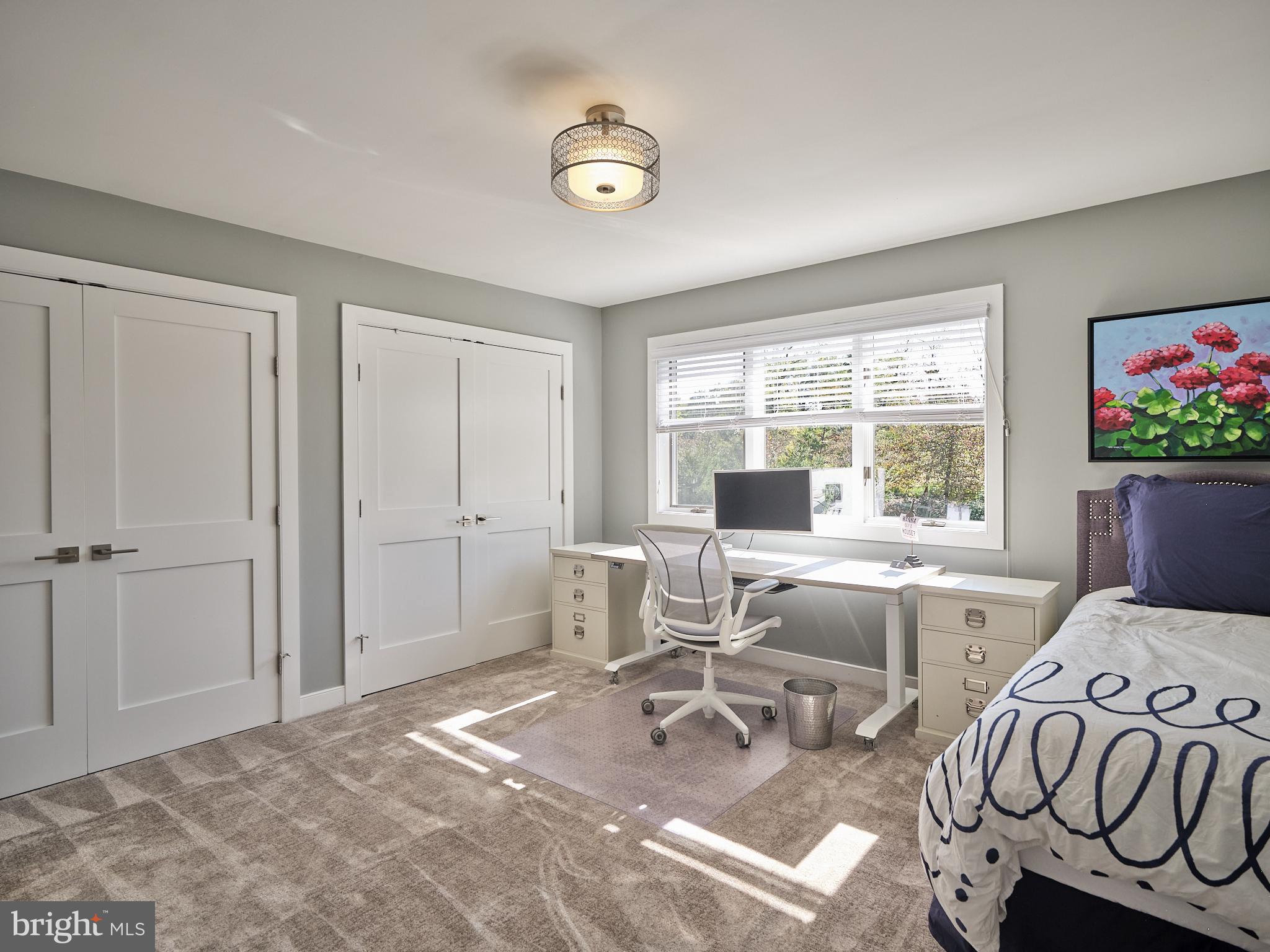 3 Turnberry Way