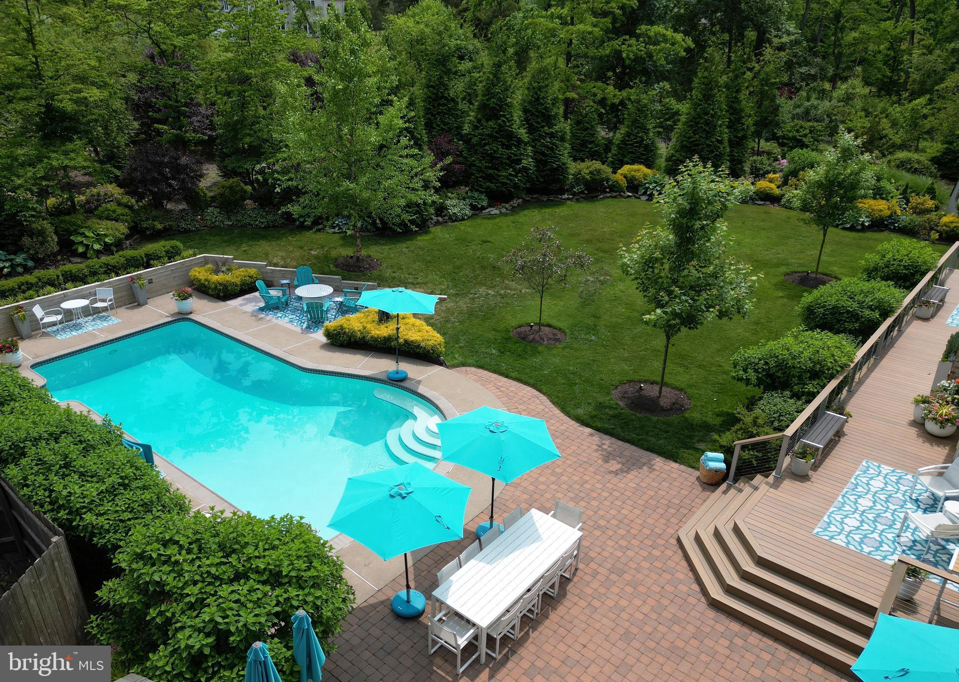 3 Turnberry Way