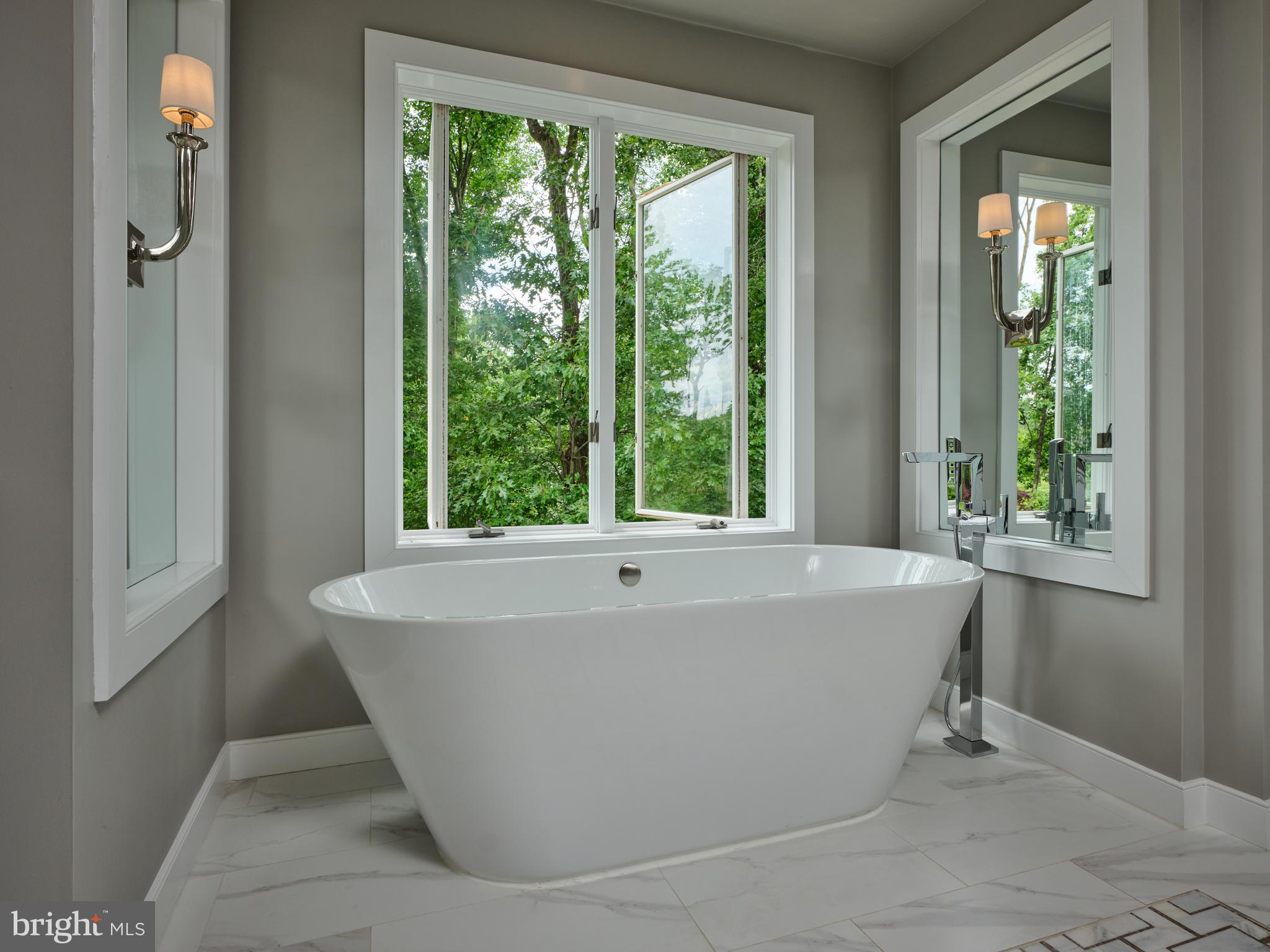 3 Turnberry Way