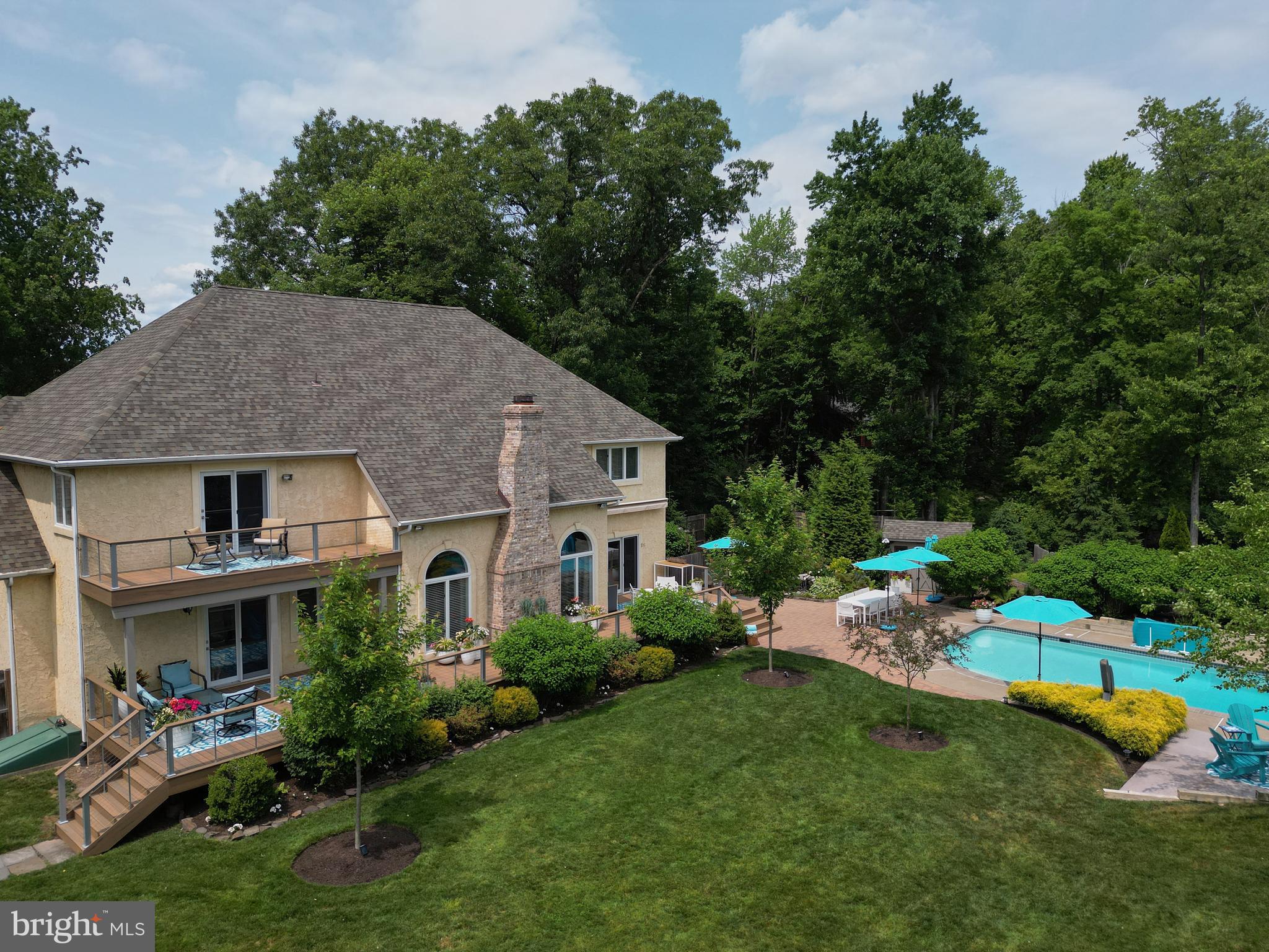 3 Turnberry Way