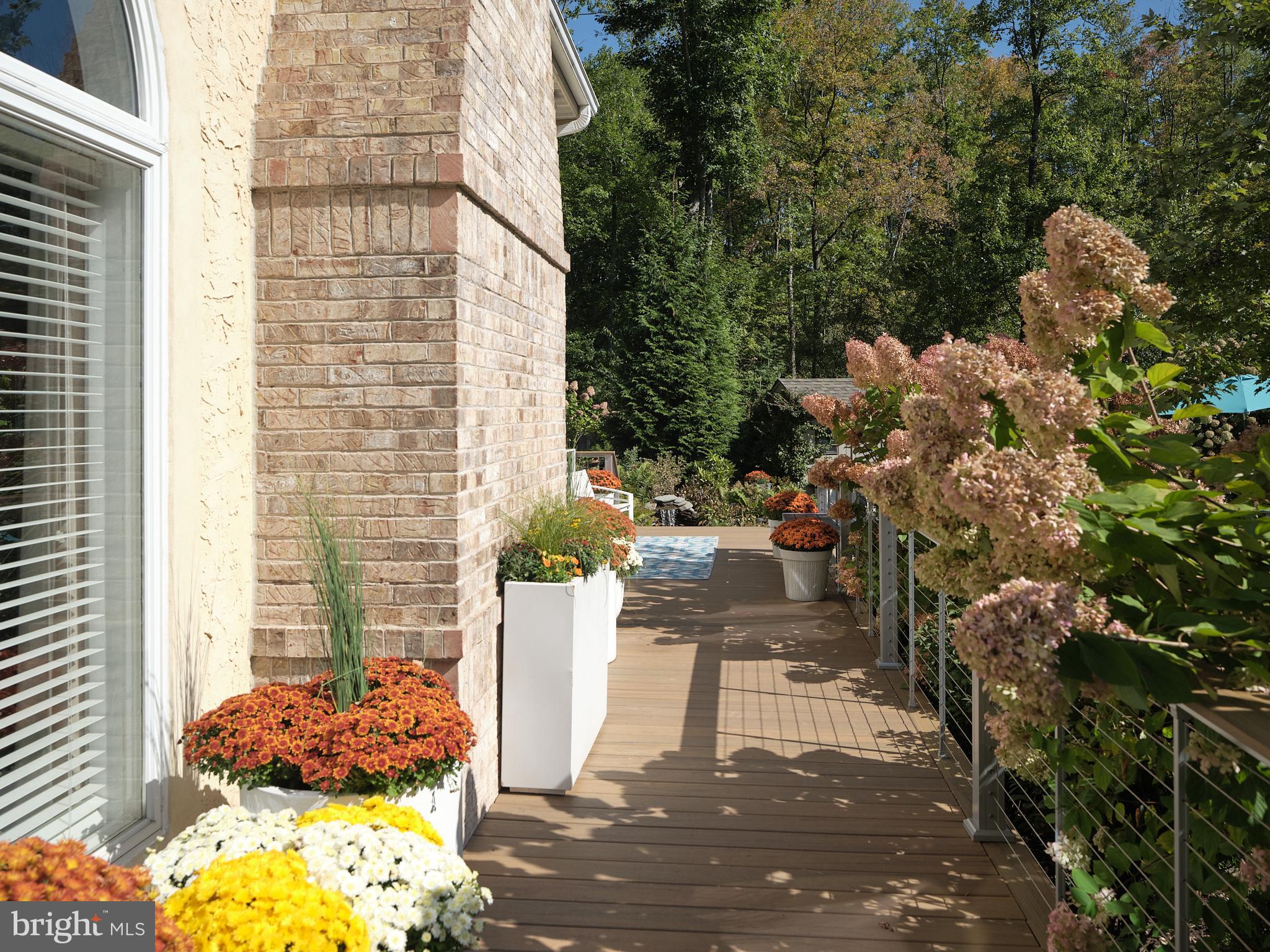 3 Turnberry Way