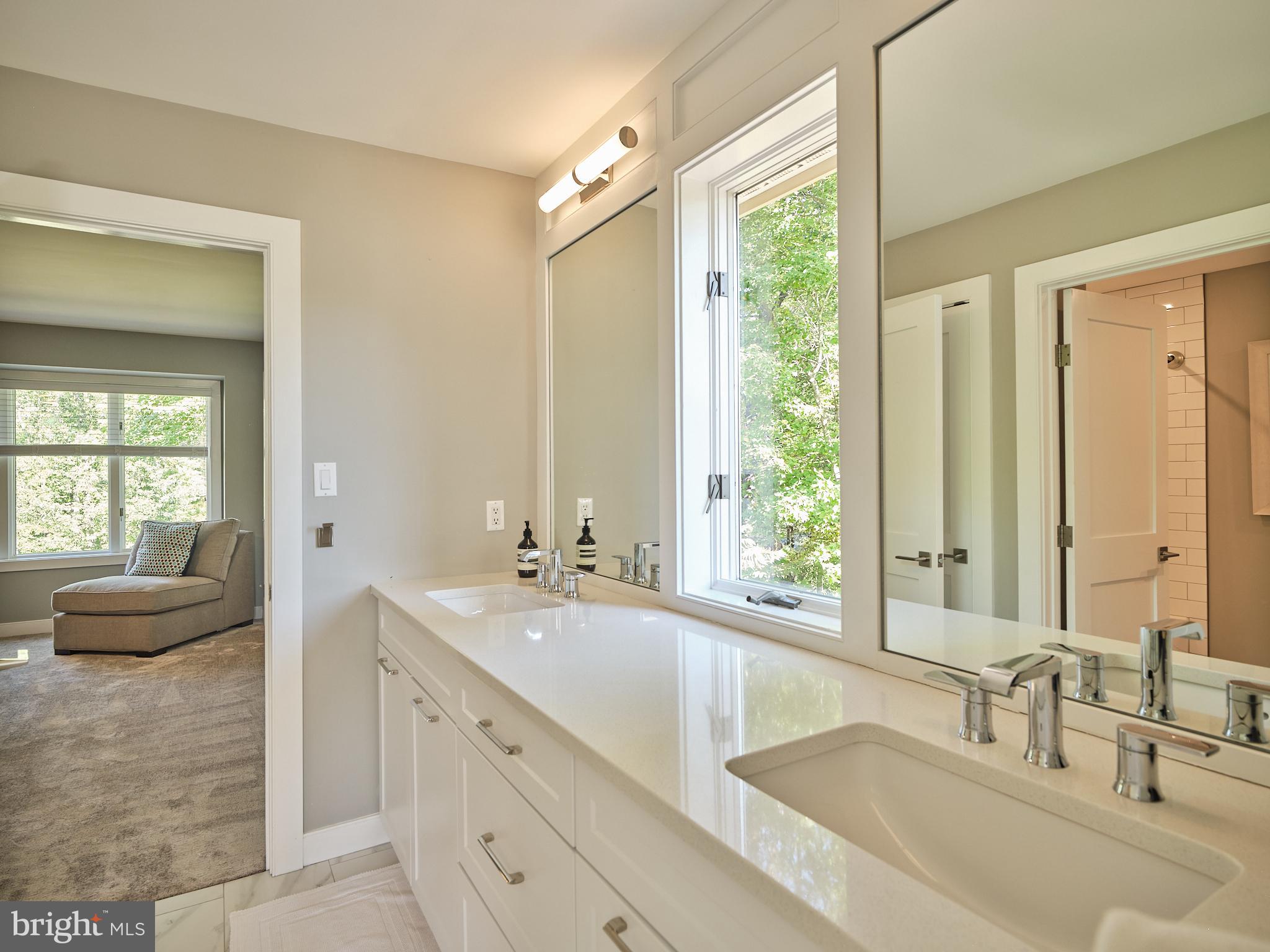 3 Turnberry Way