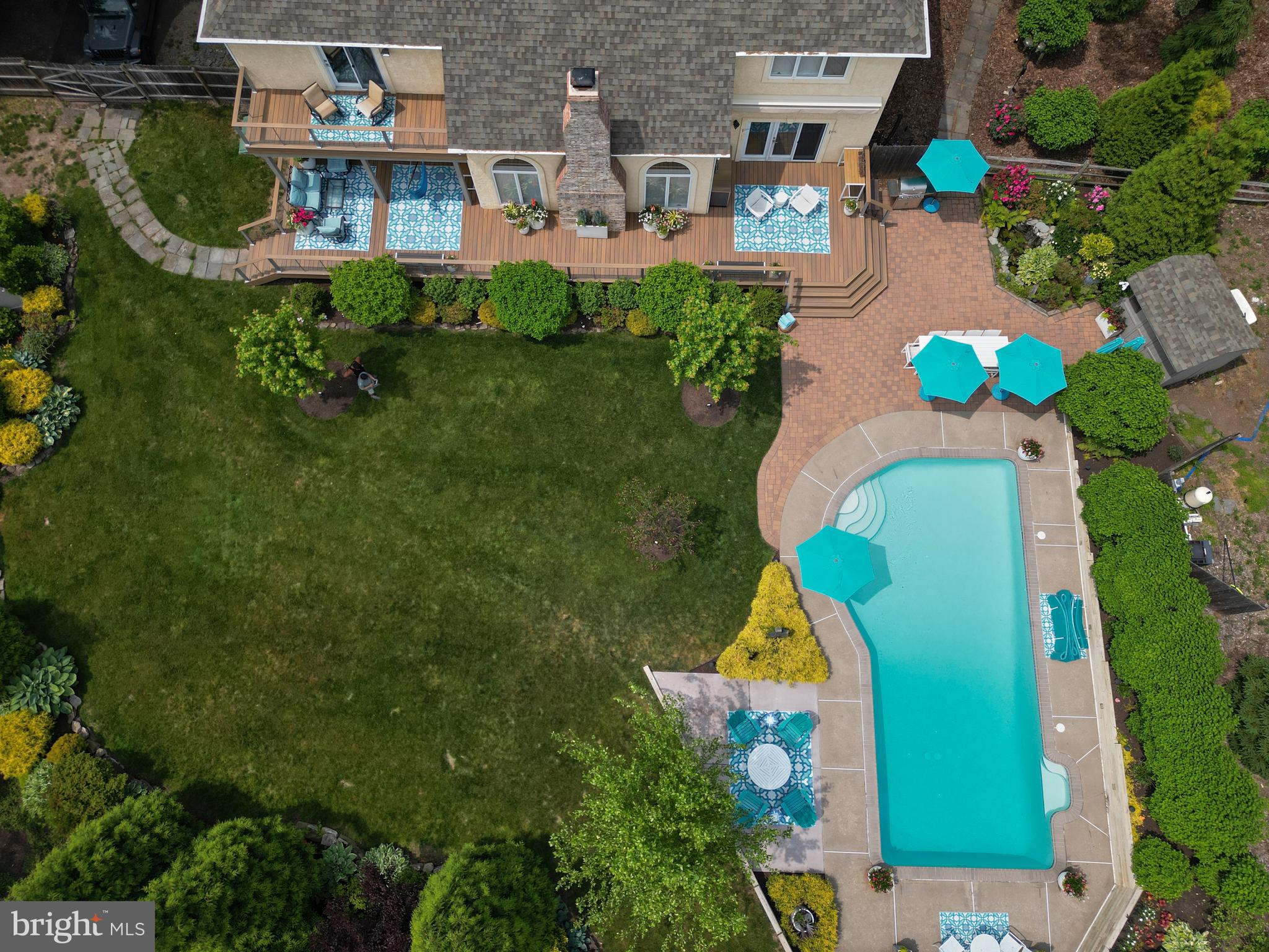 3 Turnberry Way