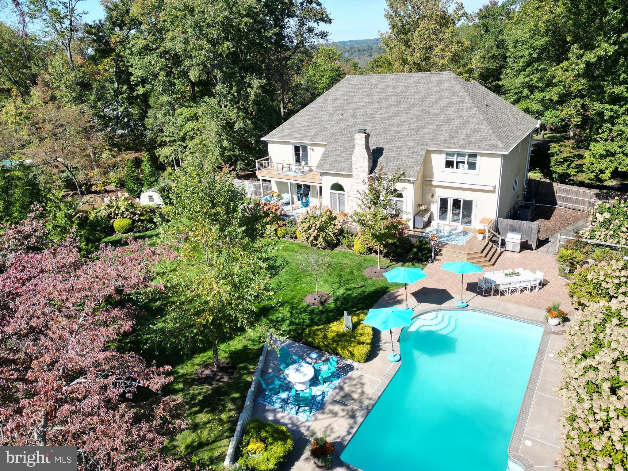 3 Turnberry Way
