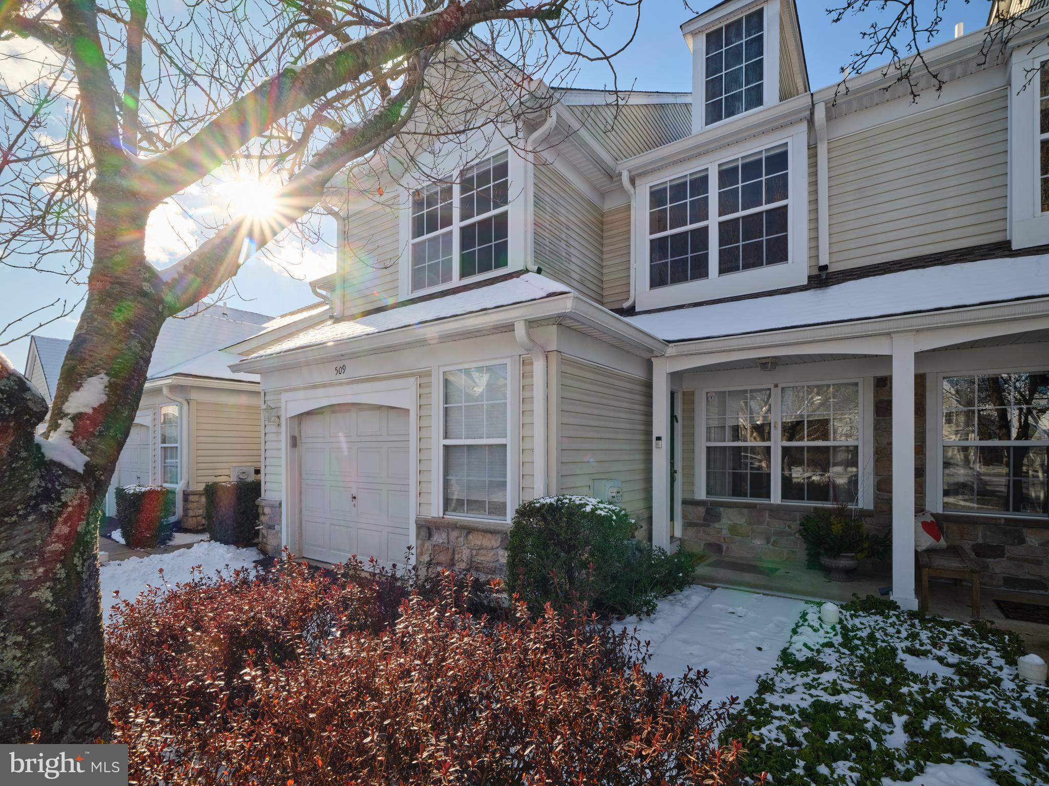 509 WATERFORD CT #82