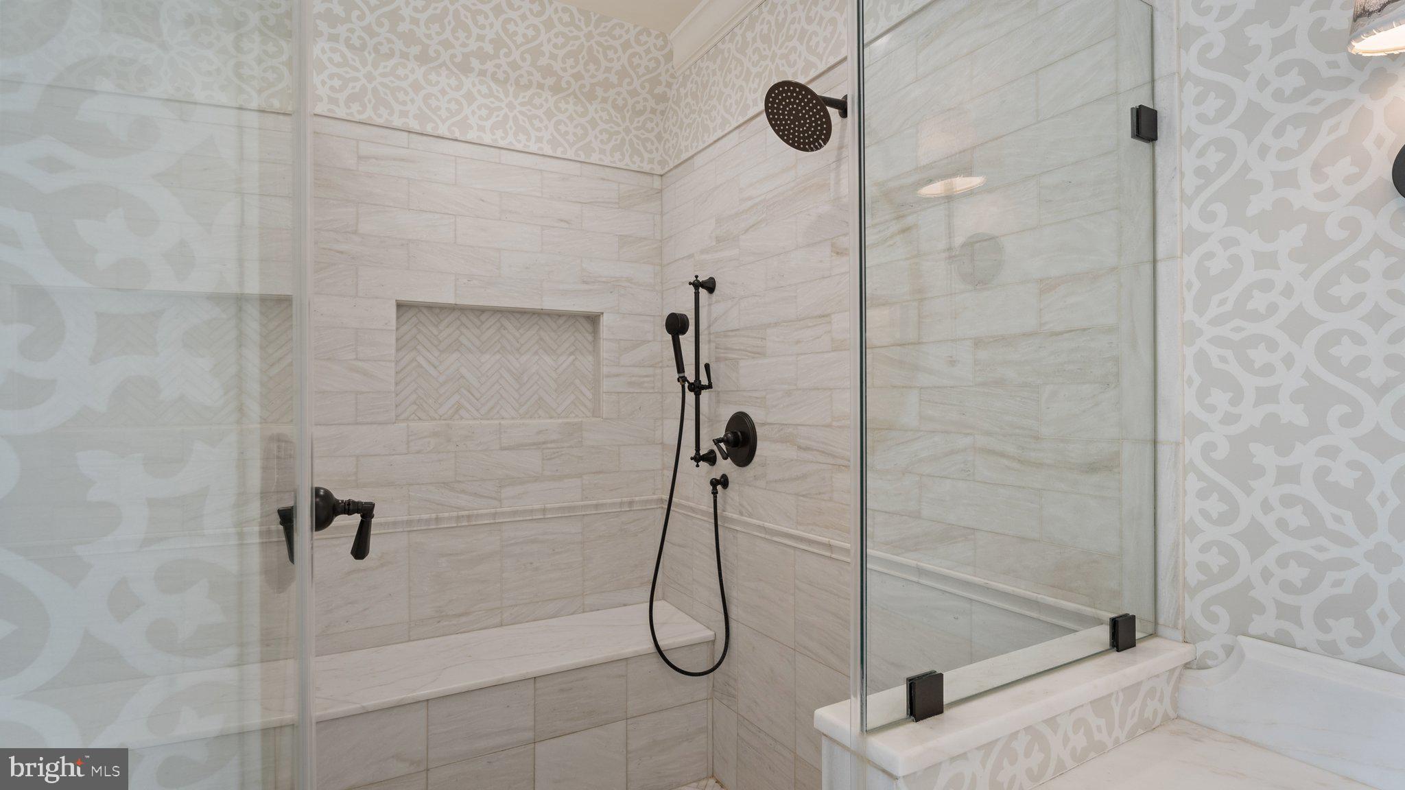 17 Greenbriar Cir