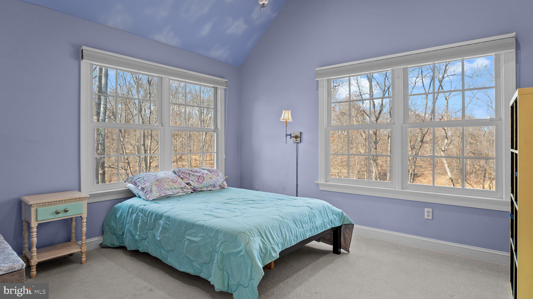 17 Greenbriar Cir