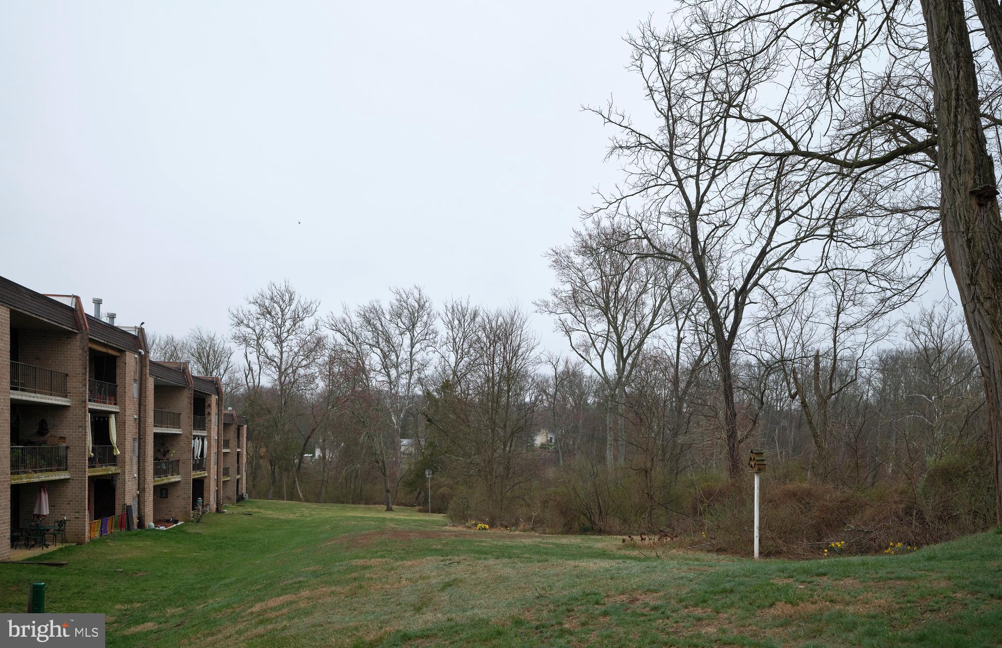 61 HERMITAGE DR