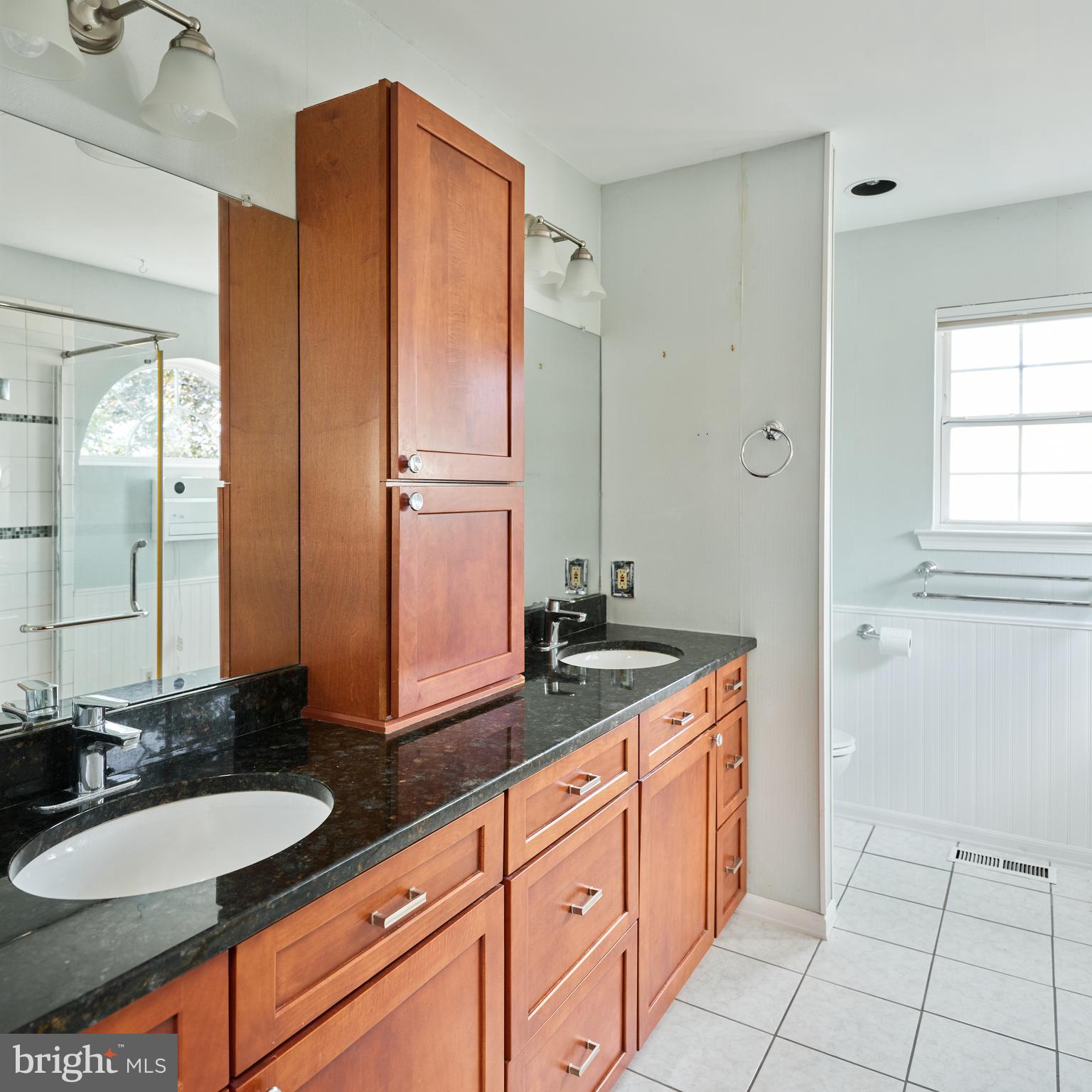 288 DEERFIELD COURT
