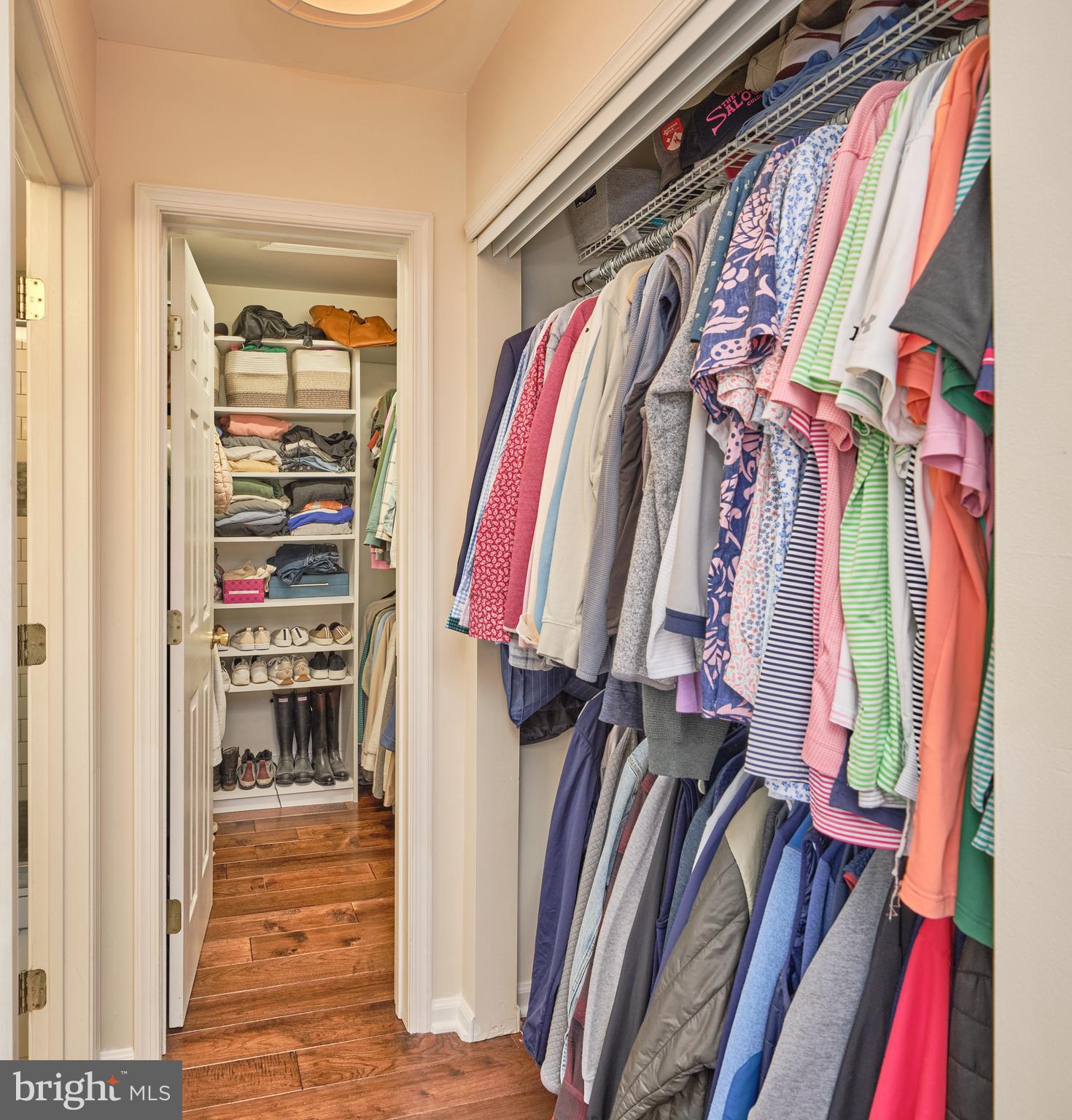 266 DEERFIELD COURT