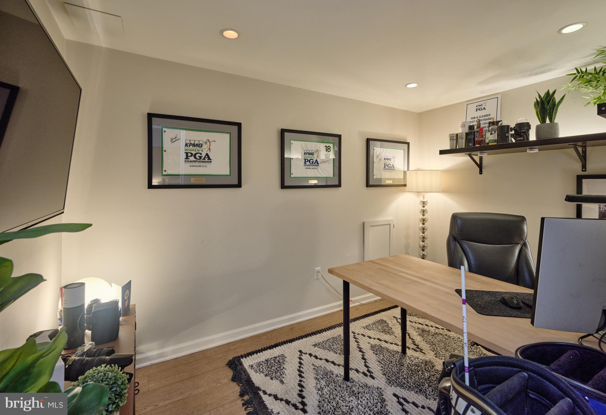 266 DEERFIELD COURT