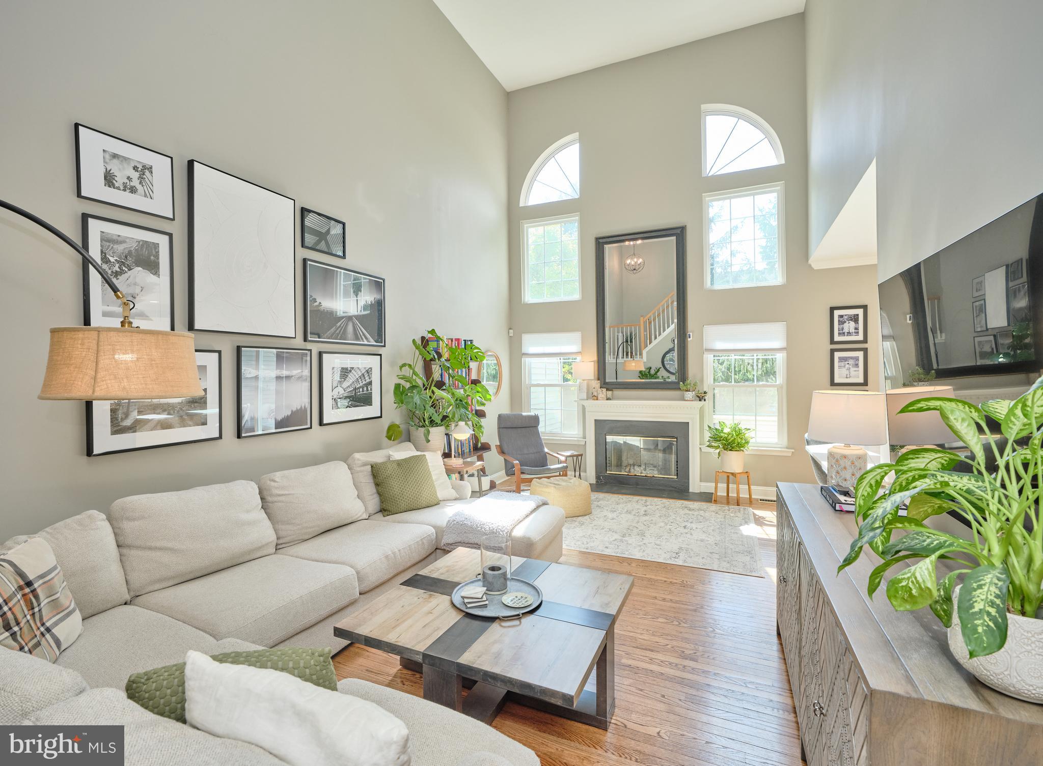 266 DEERFIELD COURT