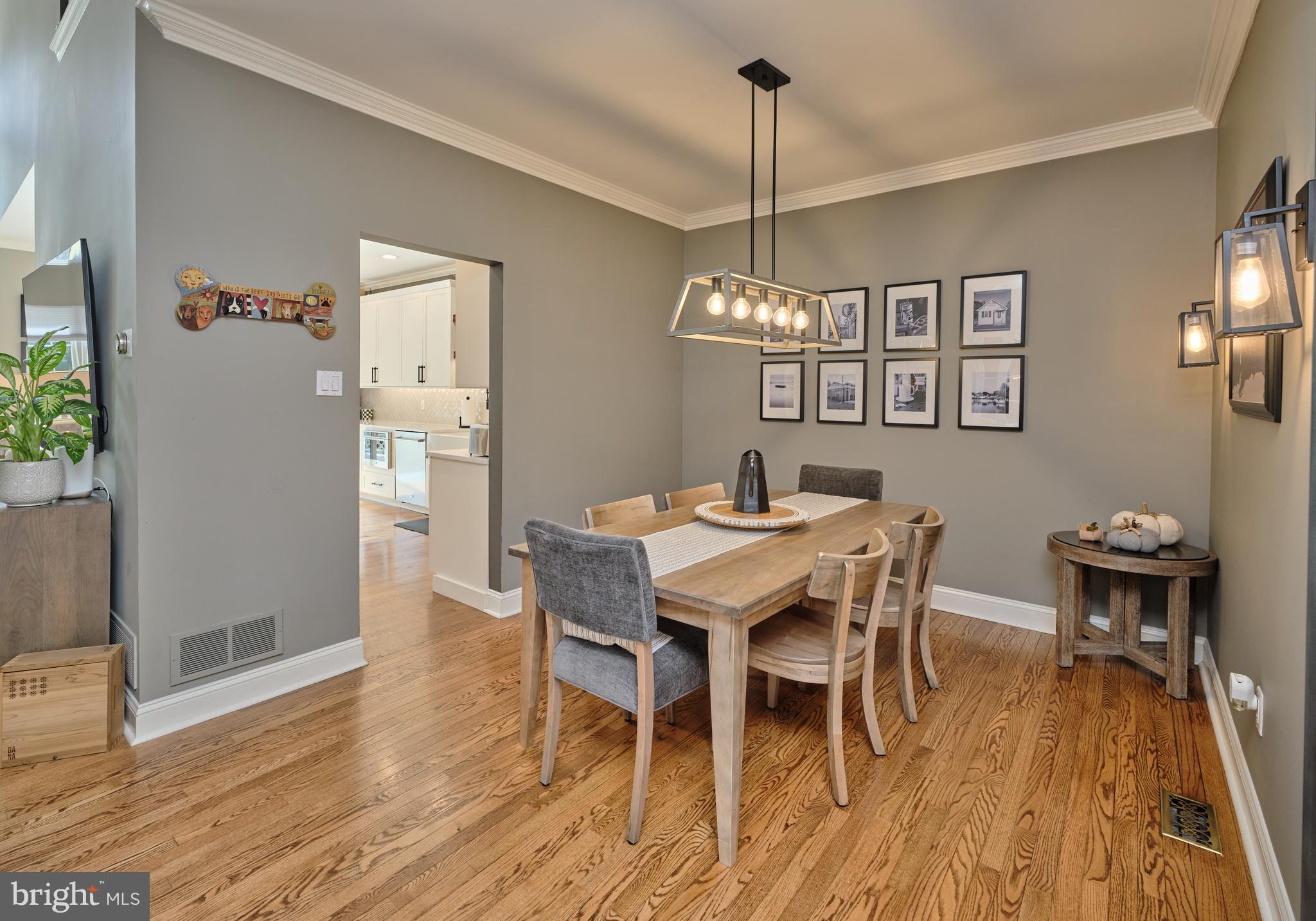 266 DEERFIELD COURT